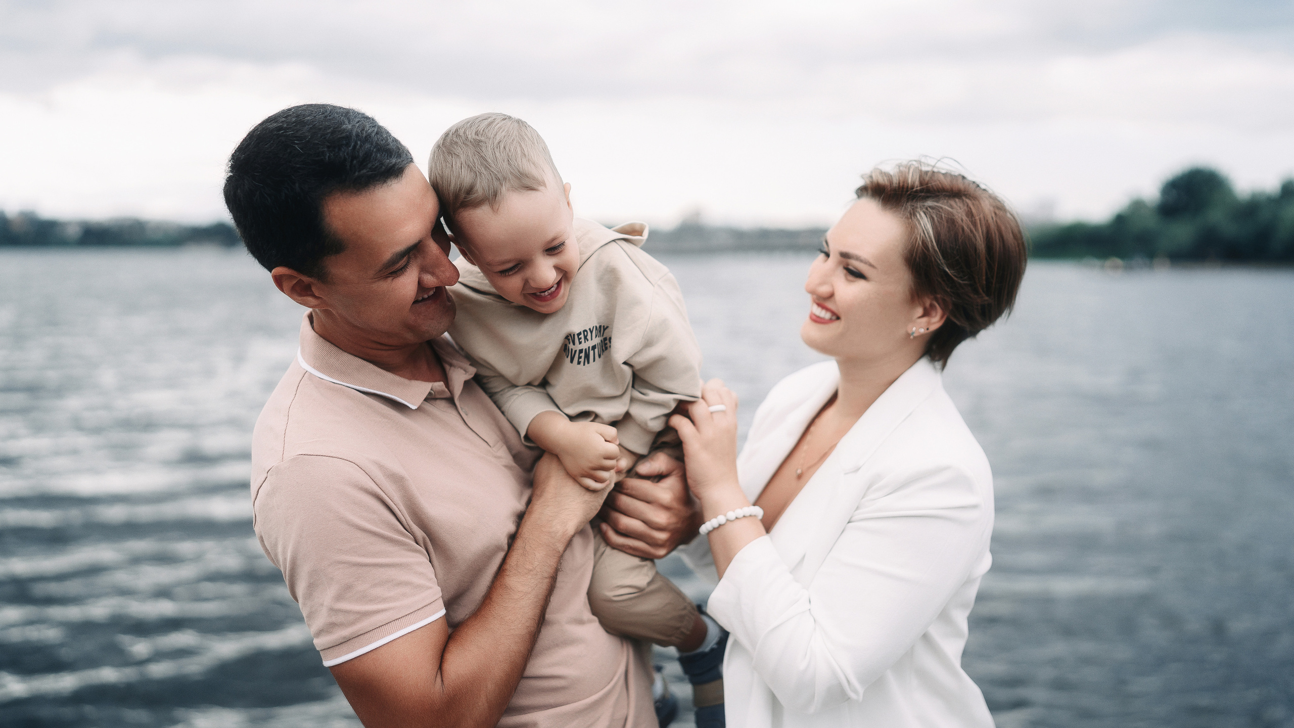 Фотосессия семейная в городе Воронеж. Свадебный и репортажный фотограф в Воронеже Роман Янко