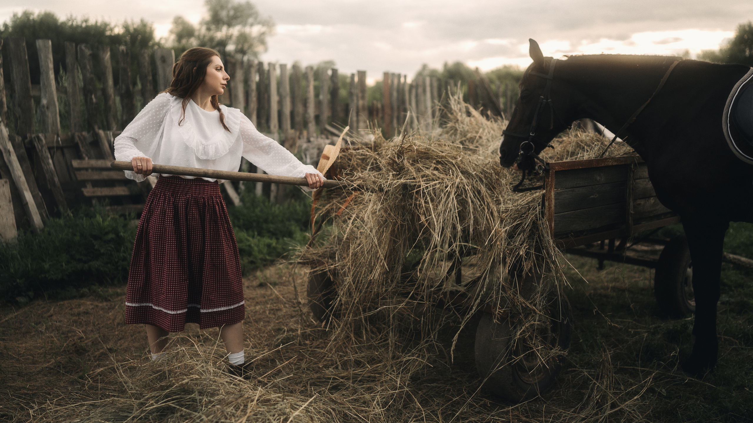 Конная свадебная фотосессия в Воронеже. Свадебный и репортажный фотограф в Воронеже Роман Янко
