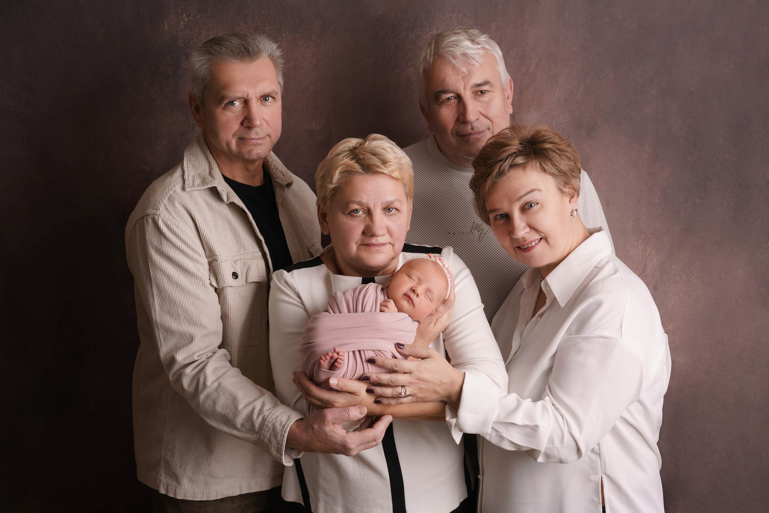 Семейные фотосессии с новорожденными | Трогательные кадры малышей и их близких в Москве и МО. Фотосессия новорожденных в Москве и Московской области | Профессиональный фотограф newborn — Татьяна Иванова