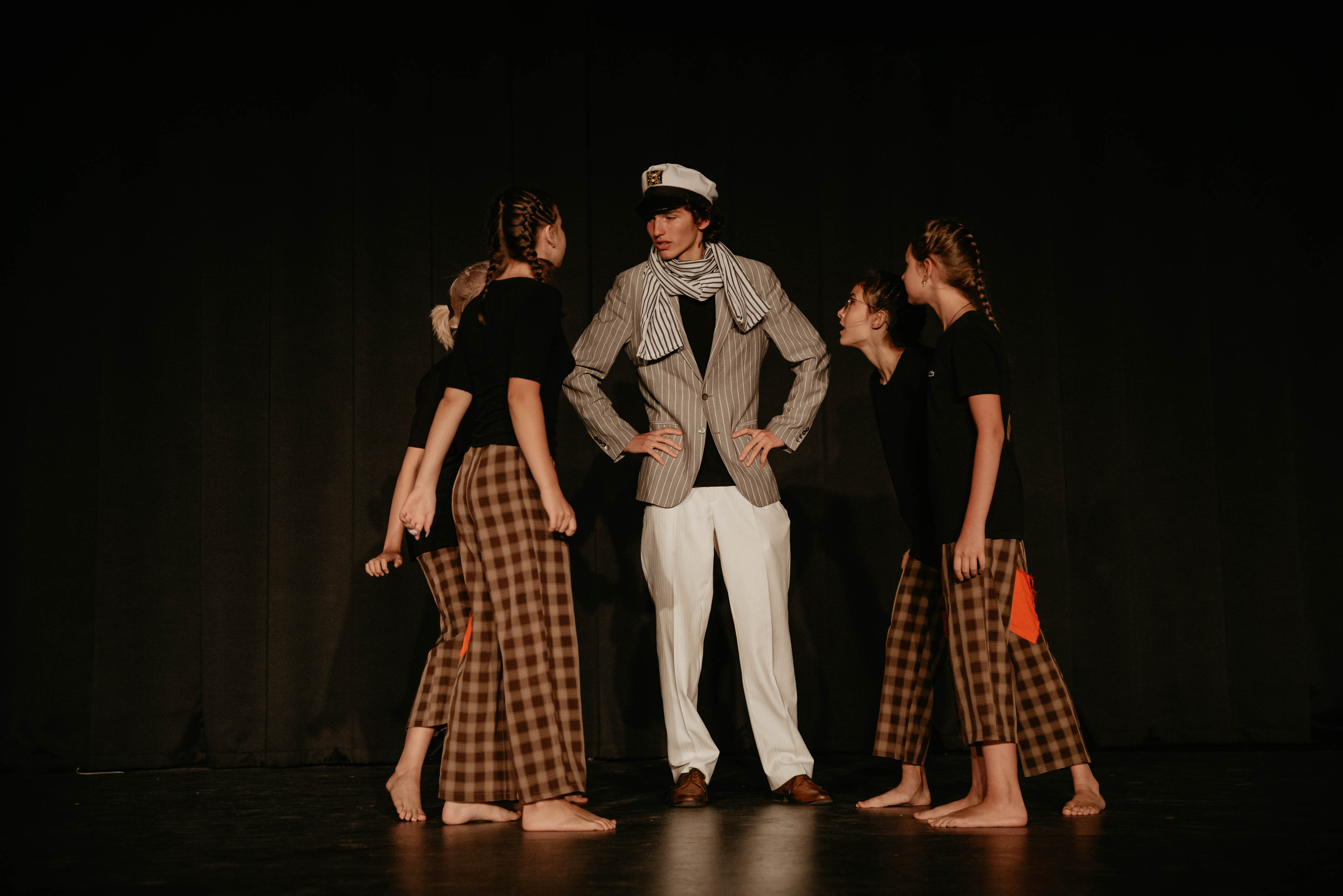 12 стульев 30.07.2022. Фотограф в Москве и любой точке земного шара Алёна Вялова (Чулкова)