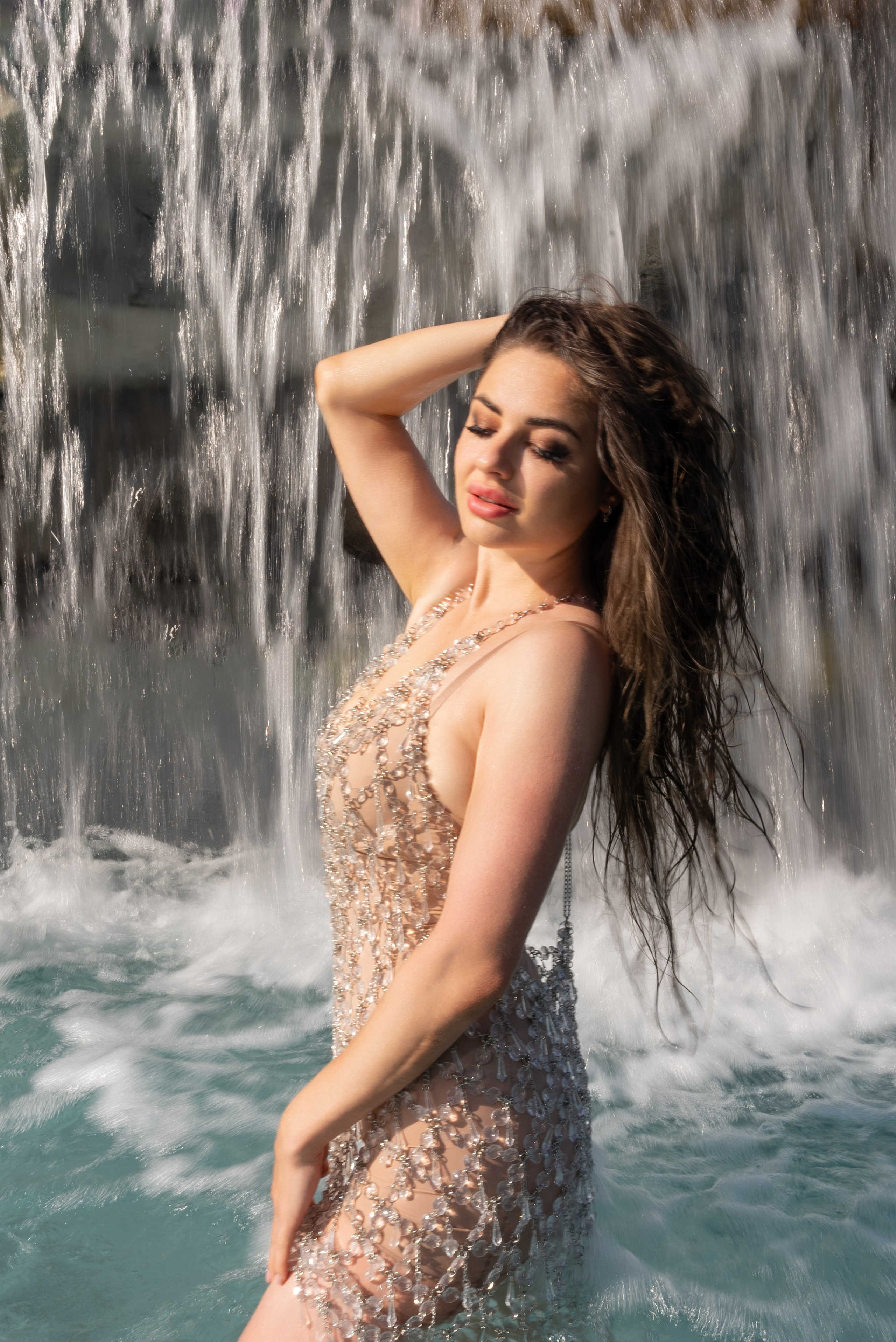 Водопад в Замке Гарибальди. Фотограф Батурин Денис — Фотосессия в Замке Гарибальди