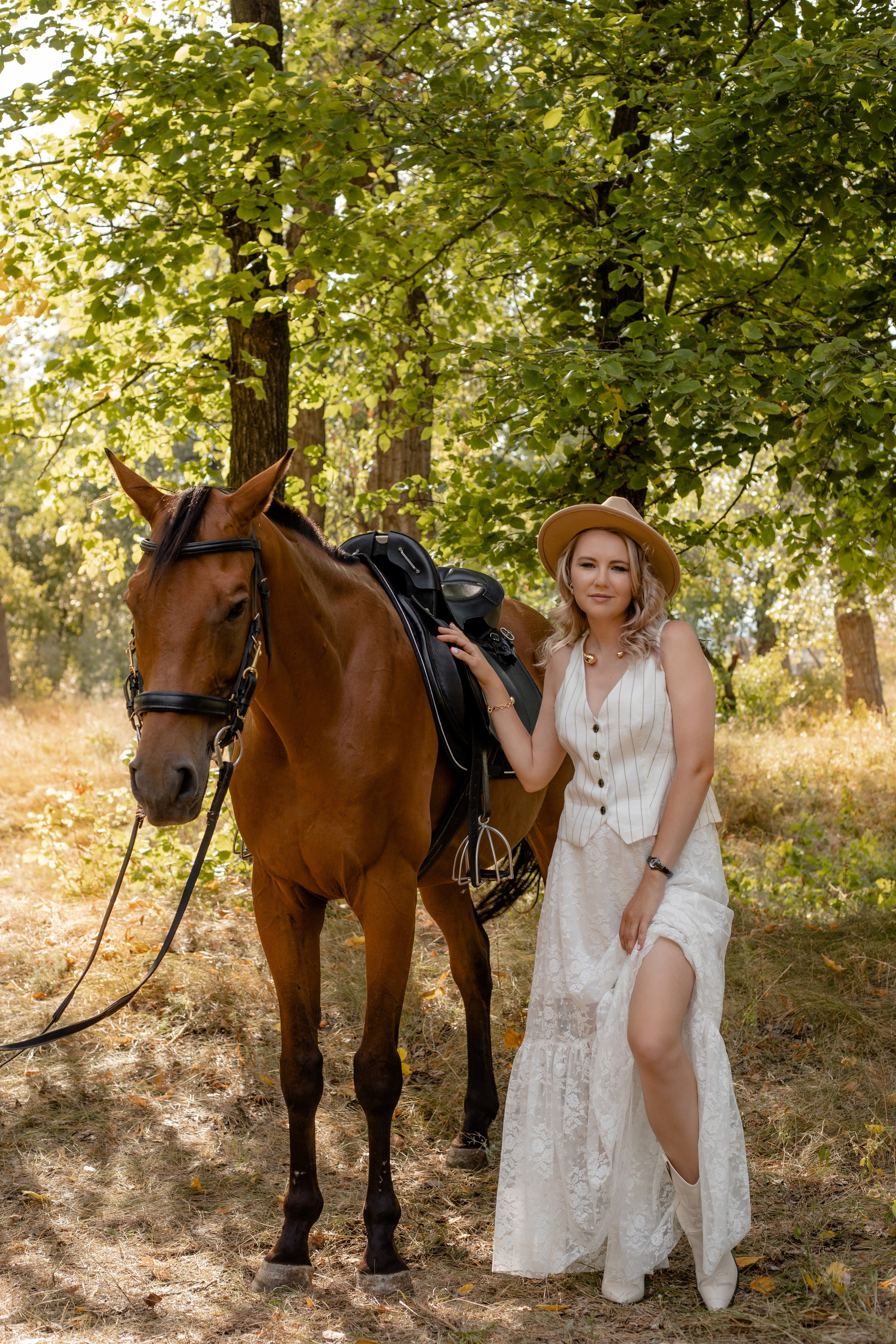 Летняя фотопрогулка с лошадкой 🌿. Семейный фотограф в Саратове Элоиза Ляпина