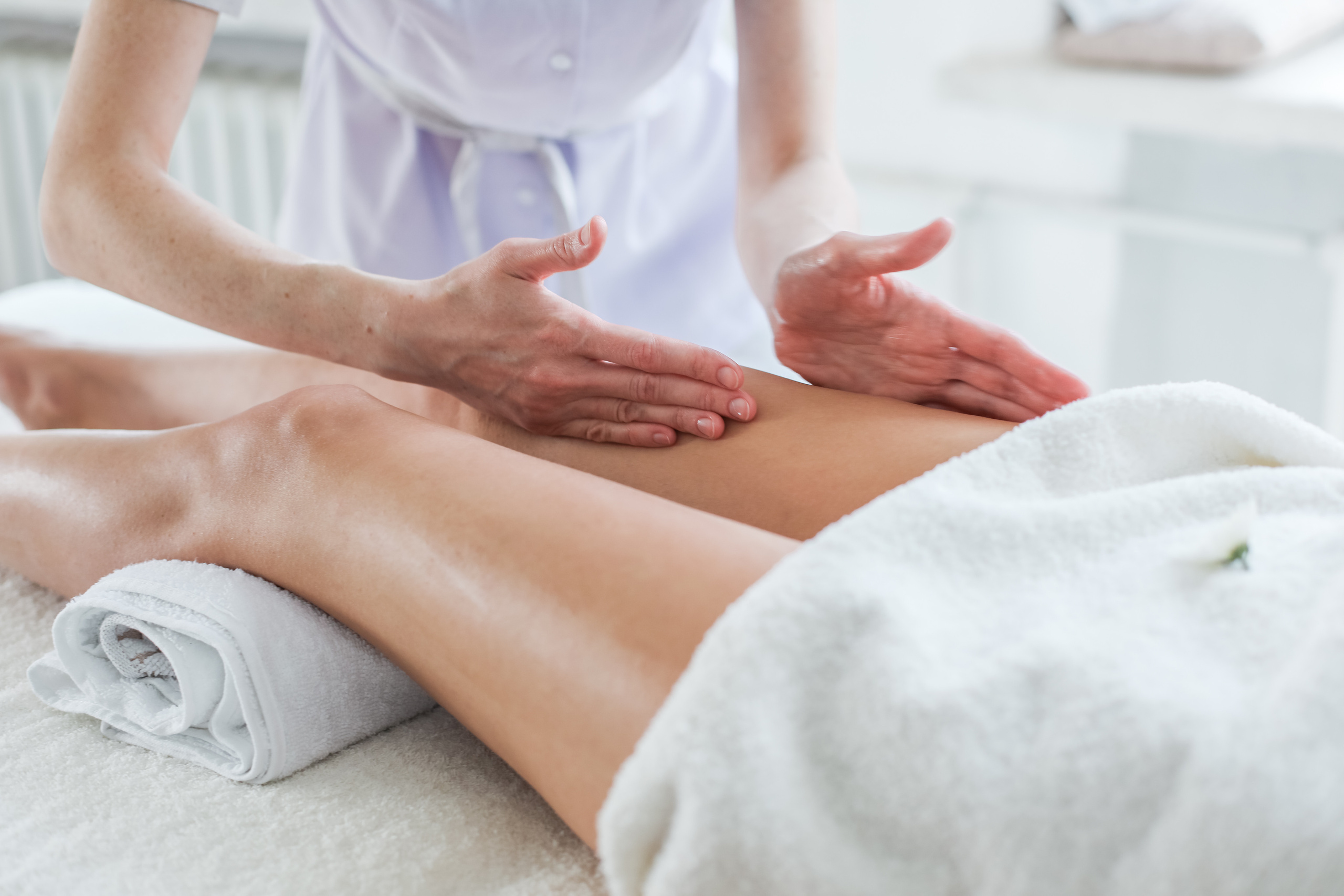 Контент съемка для массажиста. Фотограф в Костроме, Ярославле, Москве Светлана Заведеева