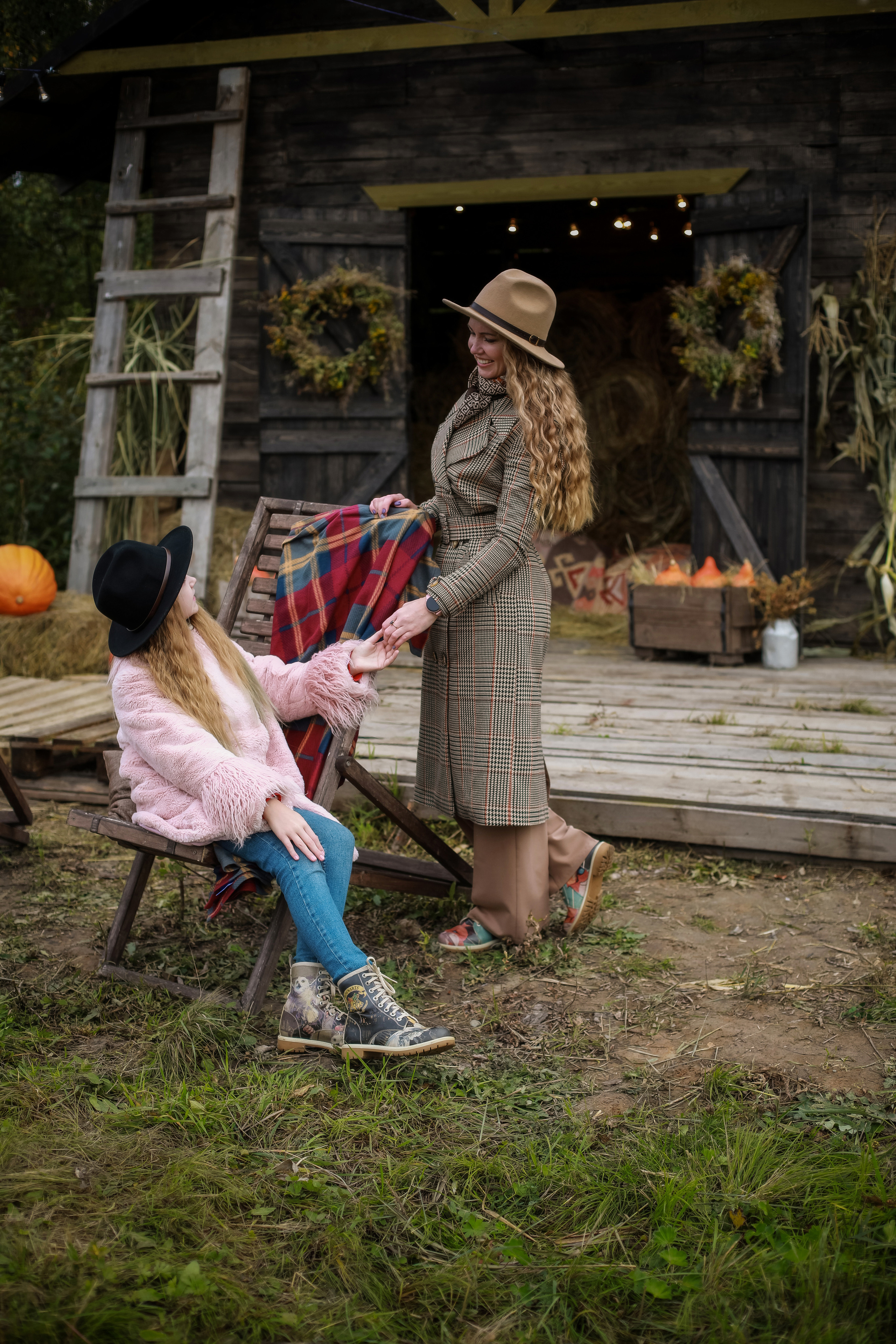 Елена и Вера осенняя съемка. Фотограф в Костроме, Ярославле, Москве Светлана Заведеева