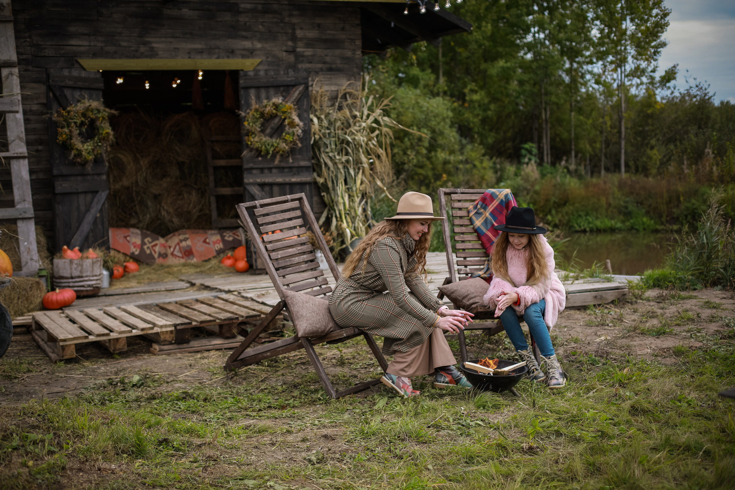Елена и Вера осенняя съемка. Фотограф в Костроме, Ярославле, Москве Светлана Заведеева