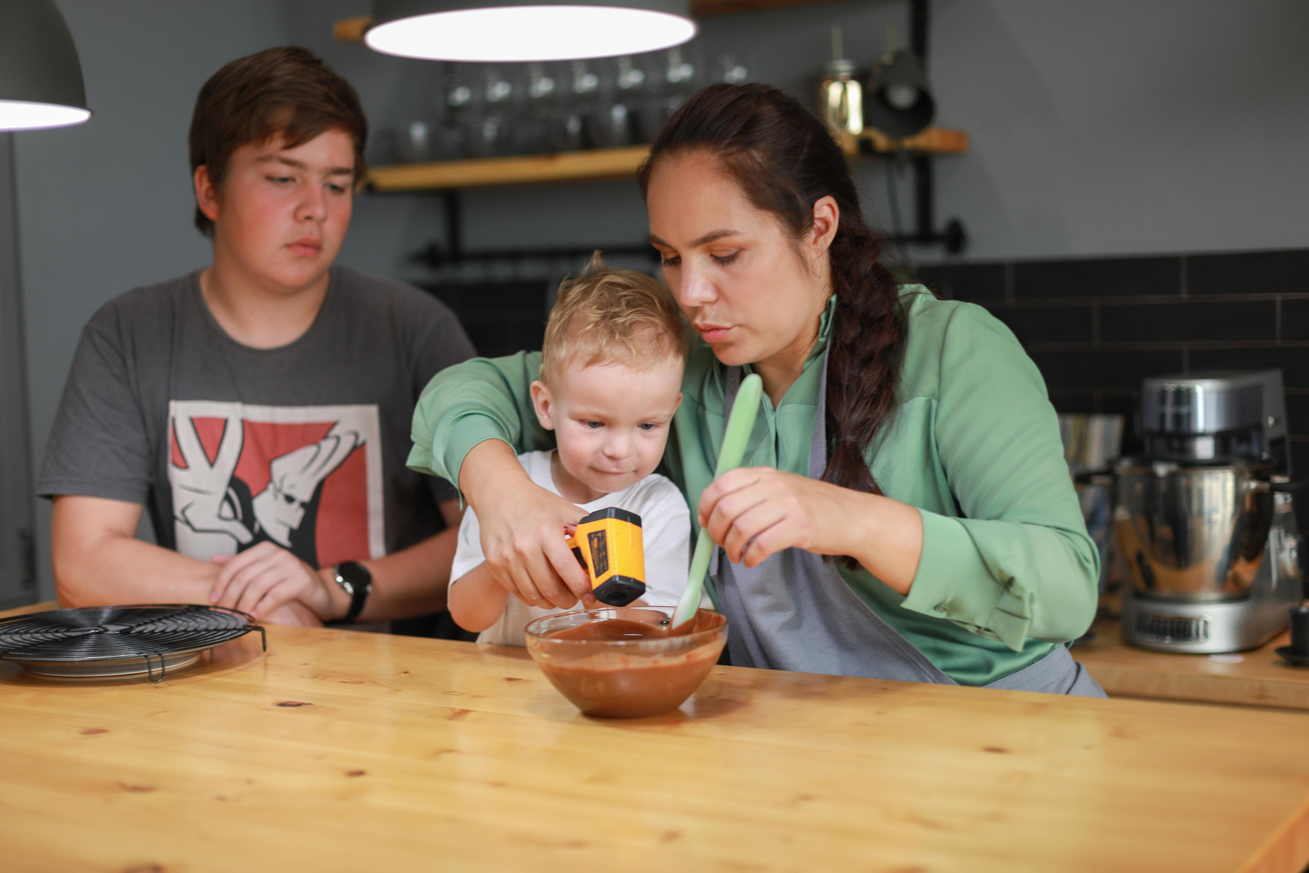 Бренд съемка кондитера. Фотограф в Костроме, Ярославле, Москве Светлана Заведеева