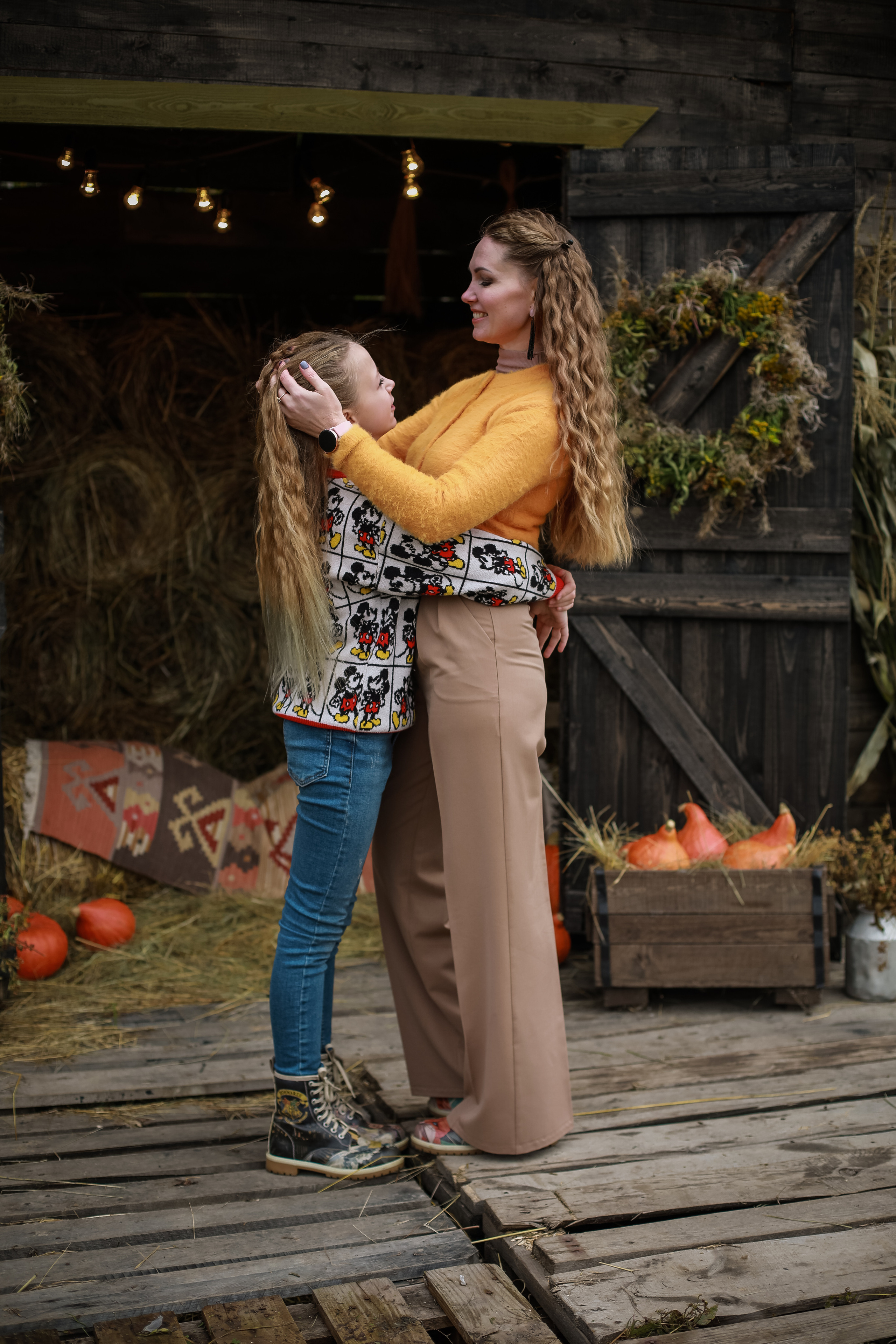 Елена и Вера осенняя съемка. Фотограф в Костроме, Ярославле, Москве Светлана Заведеева