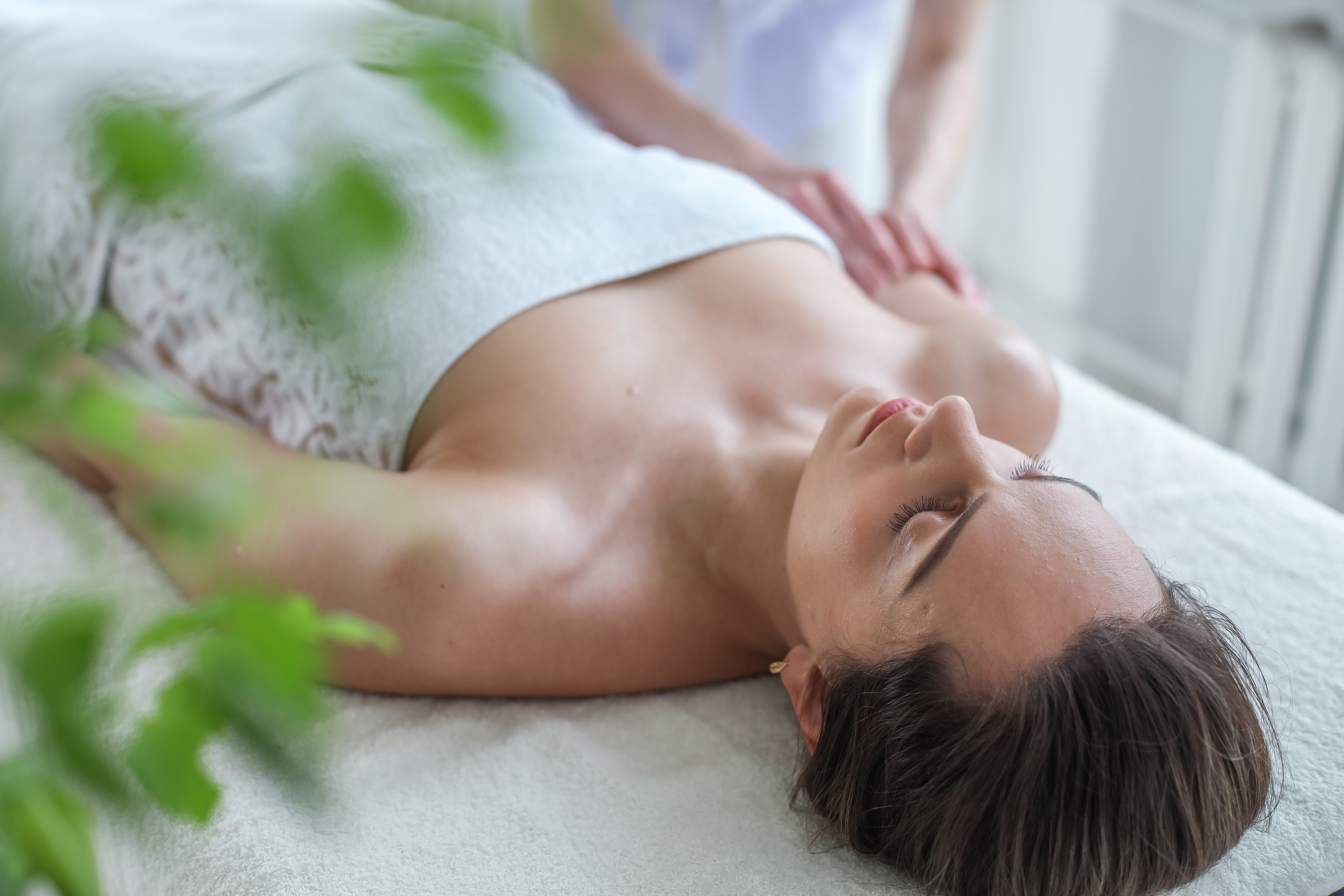 Контент съемка для массажиста. Фотограф в Костроме, Ярославле, Москве Светлана Заведеева