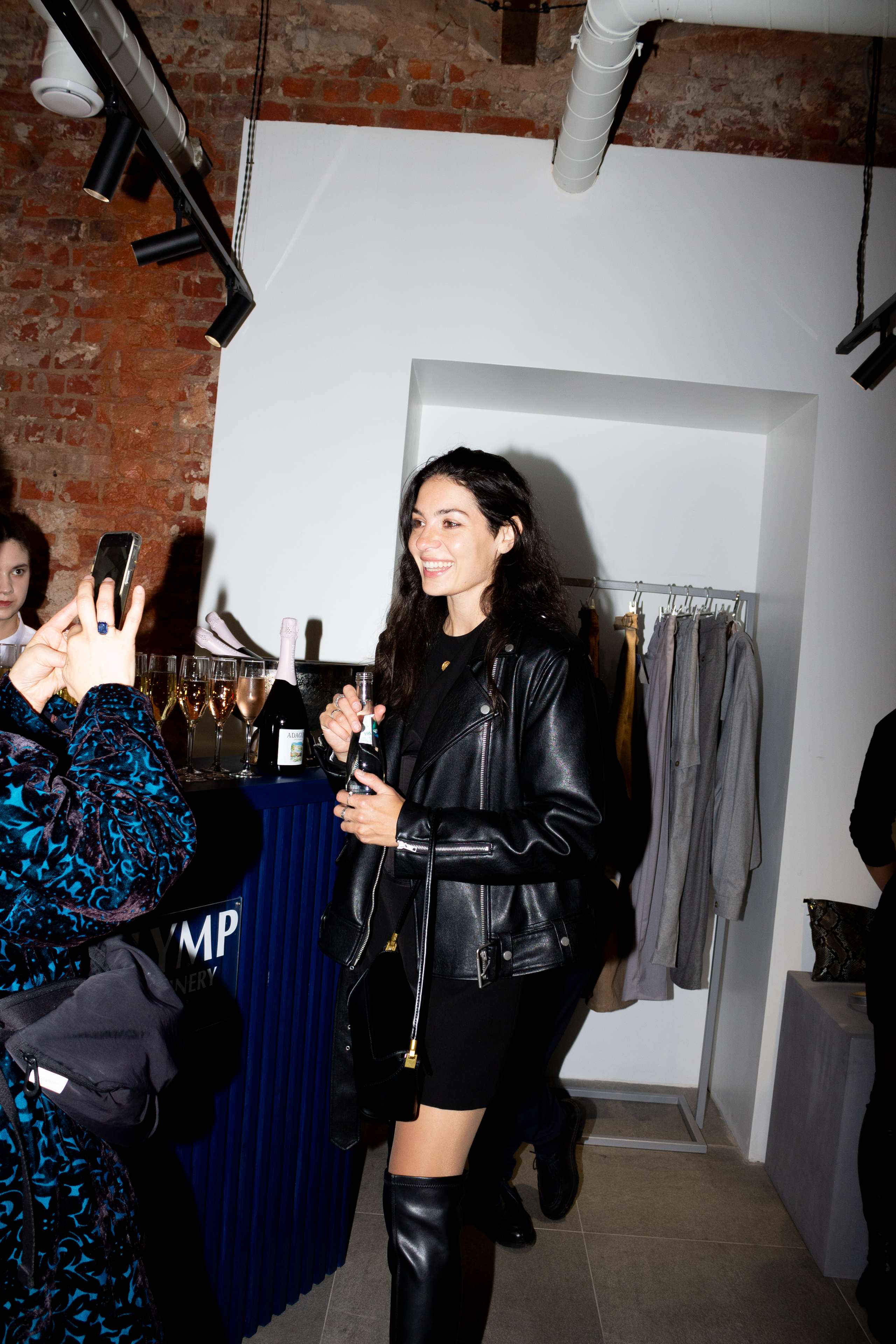 Вернисаж Таро Анонс & Make Me Happy. Крылов Кирилл Фотограф Москва