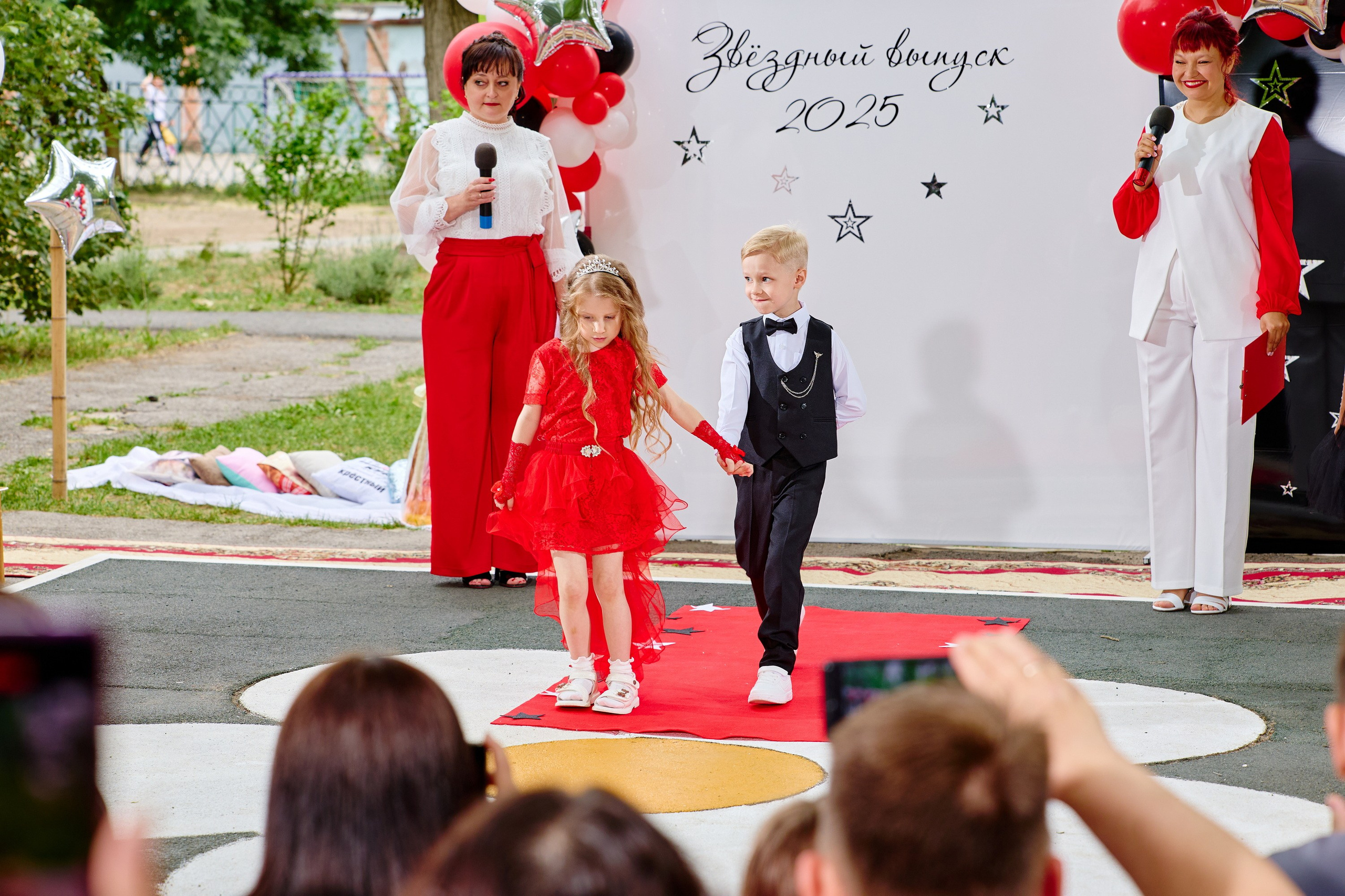 Выпускной 45 сад. Фотограф Выпускные альбомы Таганрог Сергей Коробченко