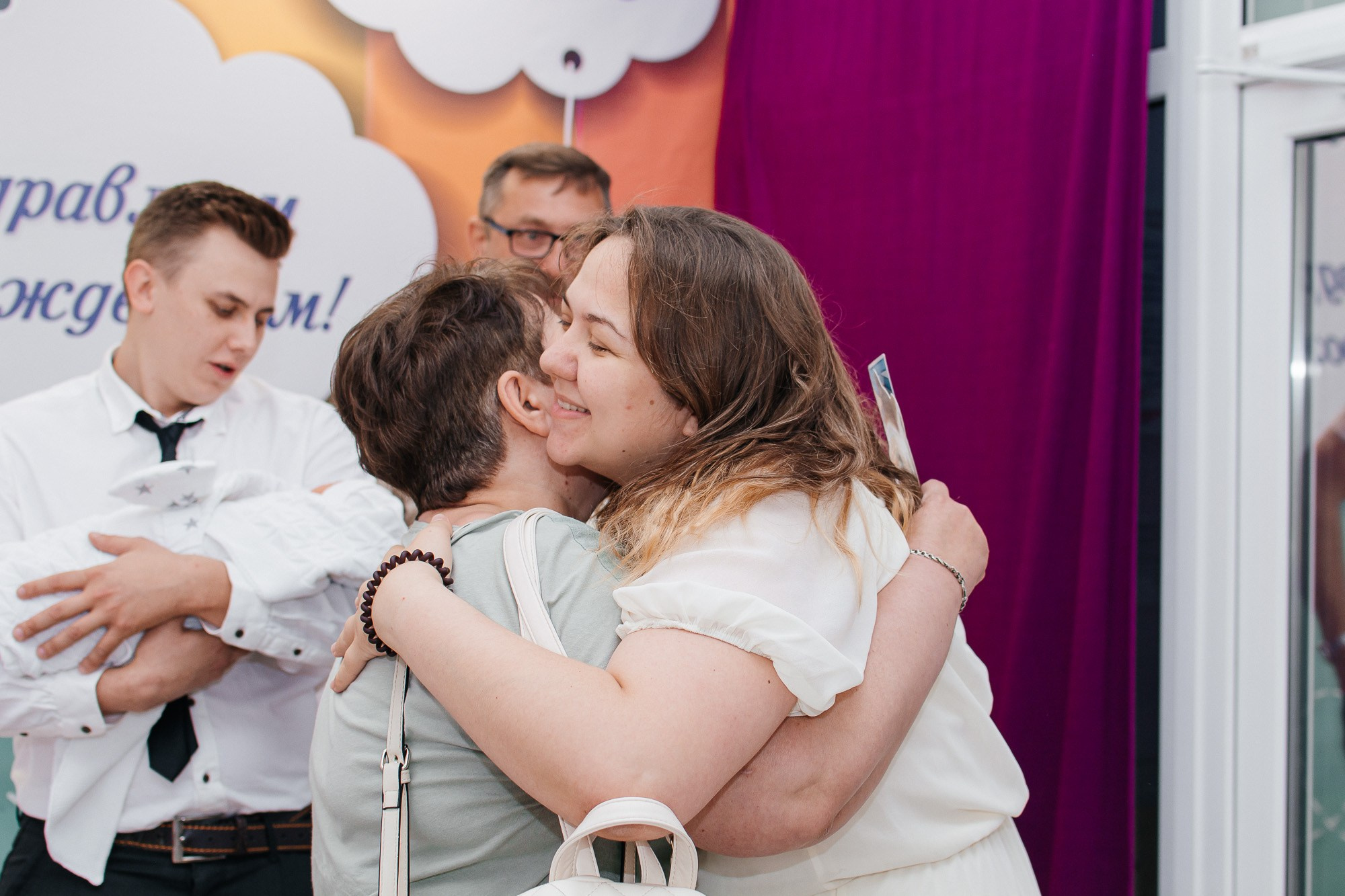 Выписка из роддома. Фотограф Ростов-на-Дону | фототерапевт