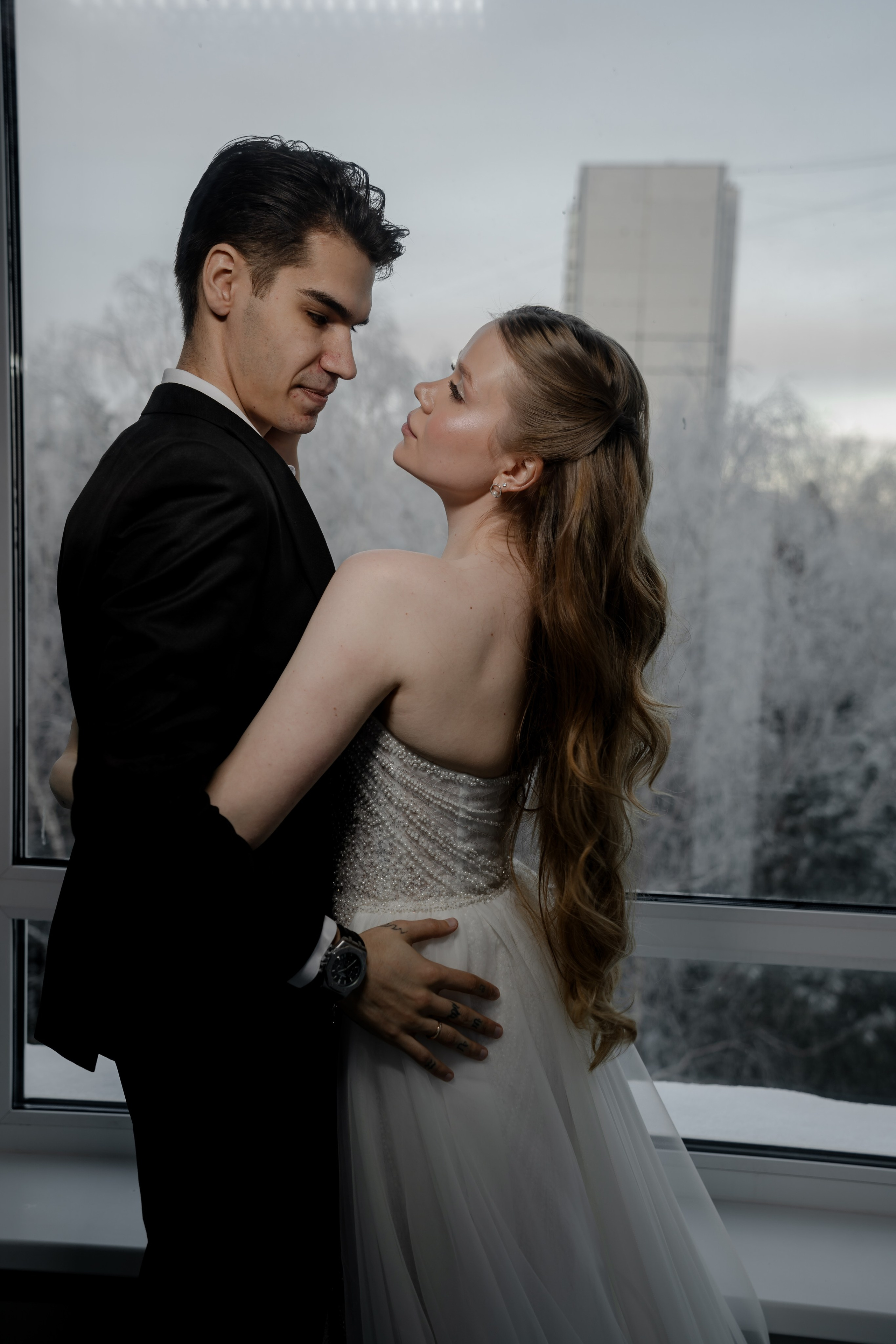 СВАДЕБНАЯ СЬЕМКА СБОРОВ В ОТЕЛЕ И ВЫЕЗД НА ЦЕРЕМОНИЮ (СНЯТО В СИБИРЕ В НИЖНЕВАРТОВСКЕ). Профессиональный фотограф, Санкт-Петербург — Виктория Богомолова