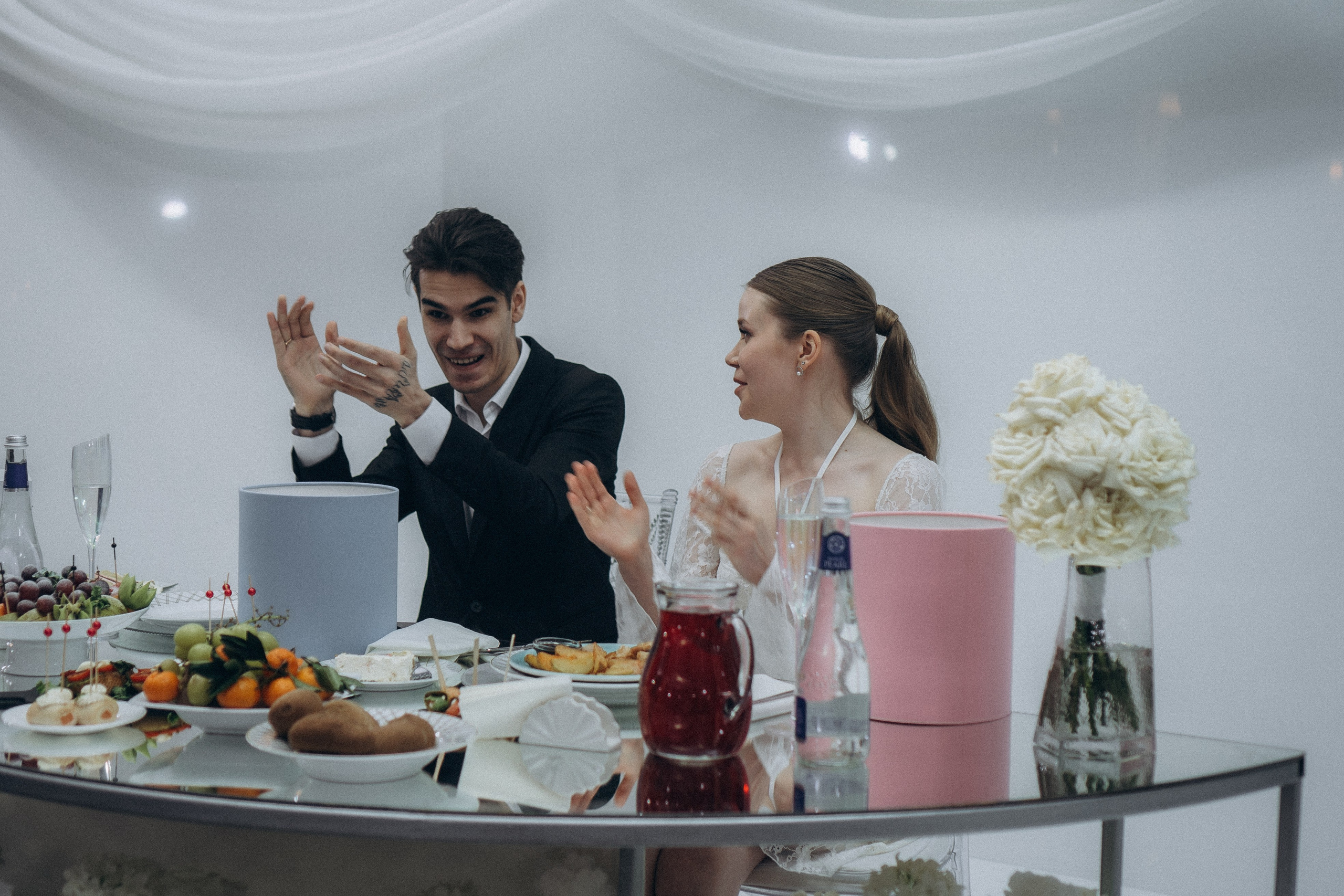 СЬЕМКА СВАДЕБНОГО БАНКЕТА (СНЯТО В СИБИРЕ В НИЖНЕВАРТОВСКЕ). Профессиональный фотограф, Санкт-Петербург — Виктория Богомолова
