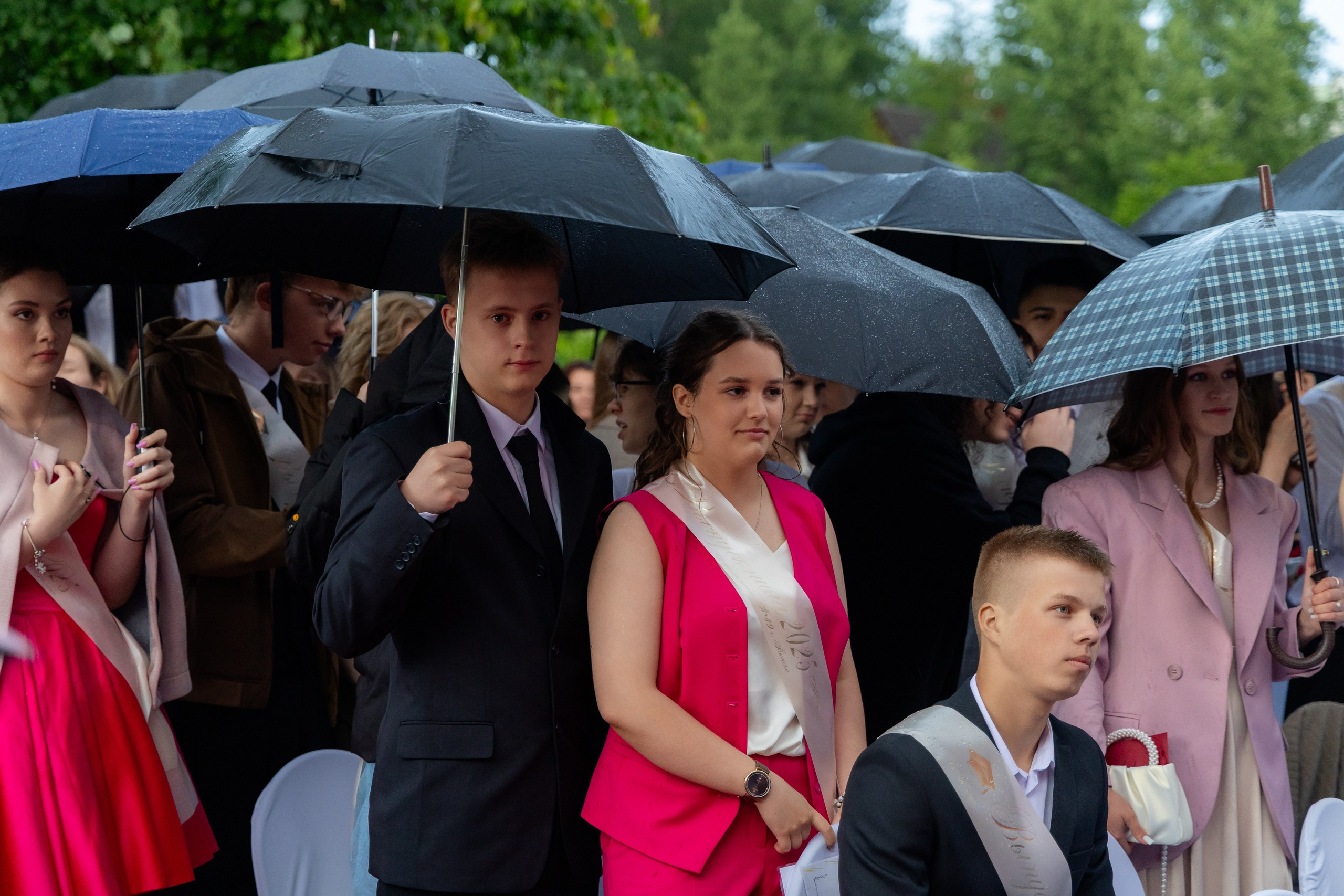 Школьный выпускной 2025 год в Минске, Беларуси. Свадебный фотограф в Минске/Беларуси Сергей Спиридонов