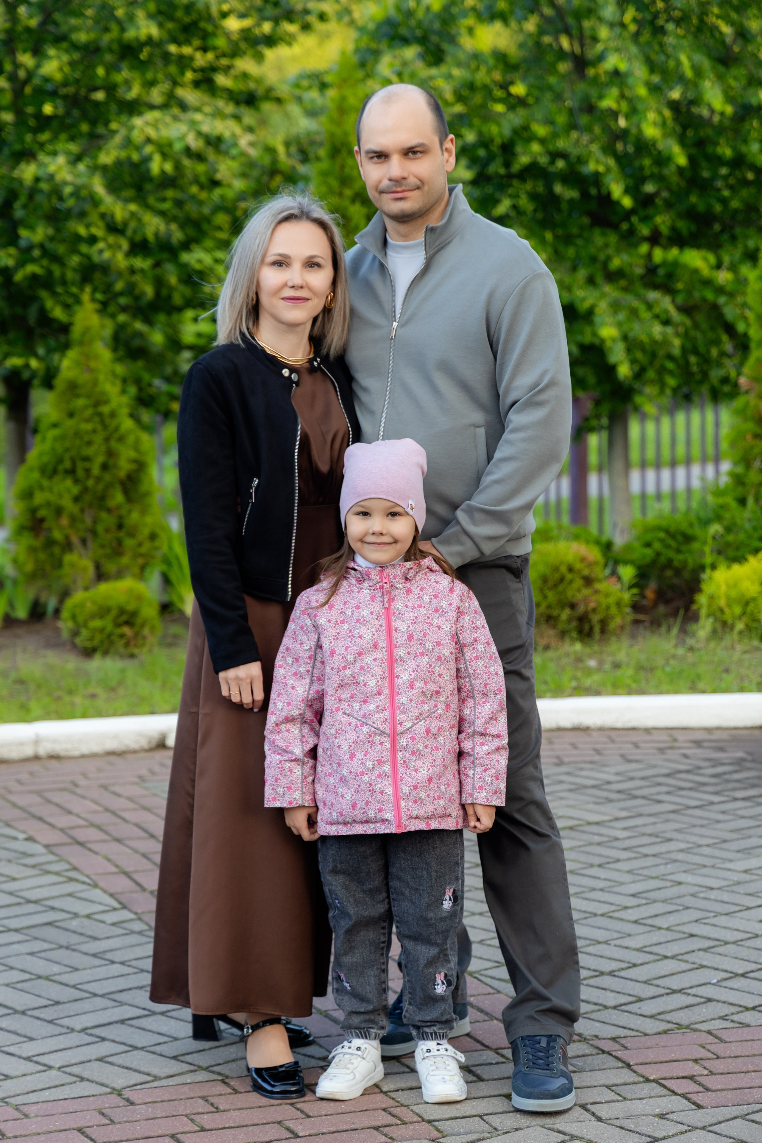 Школьный выпускной 2025 год в Минске, Беларуси. Свадебный фотограф в Минске/Беларуси Сергей Спиридонов