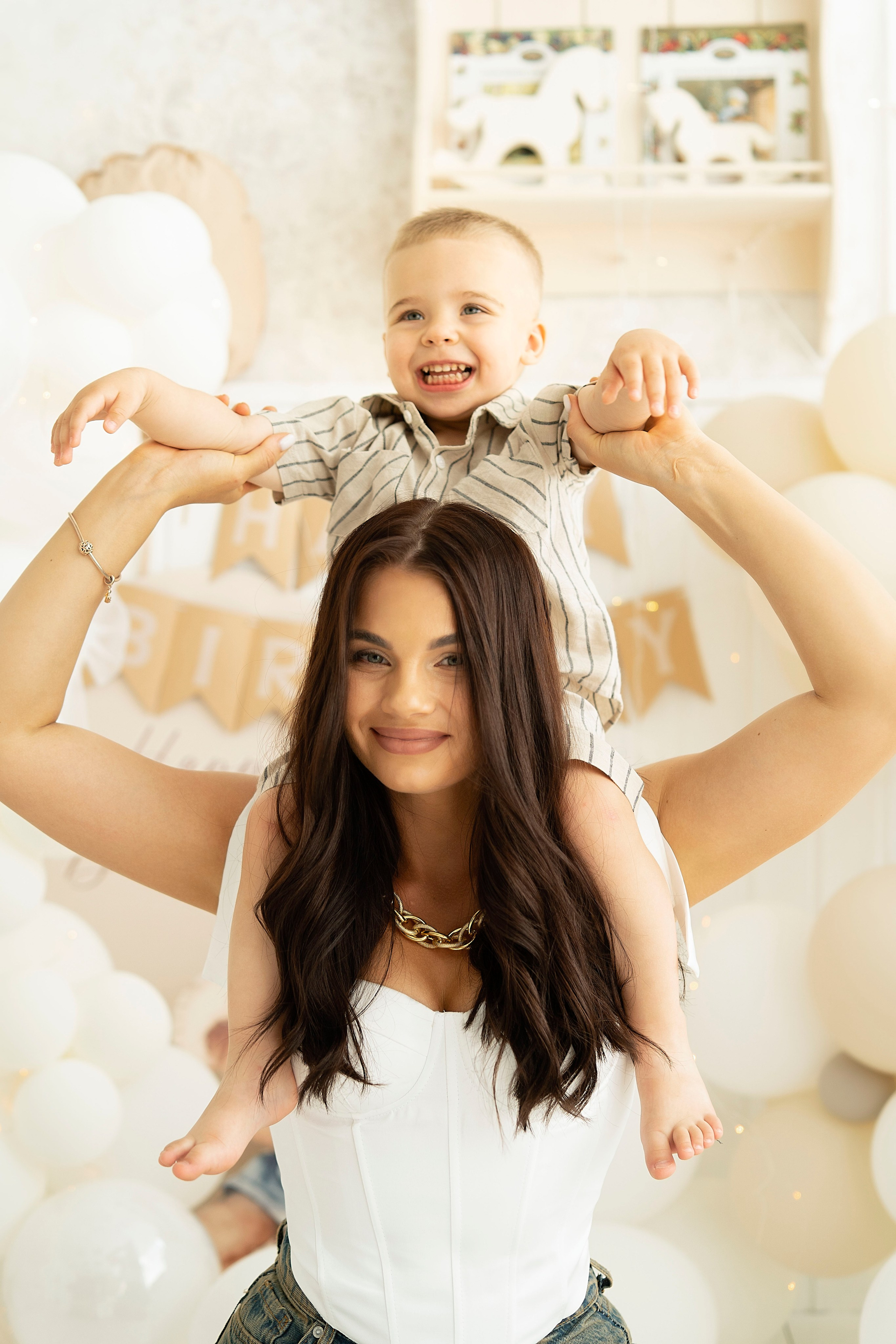 Ян. Главная