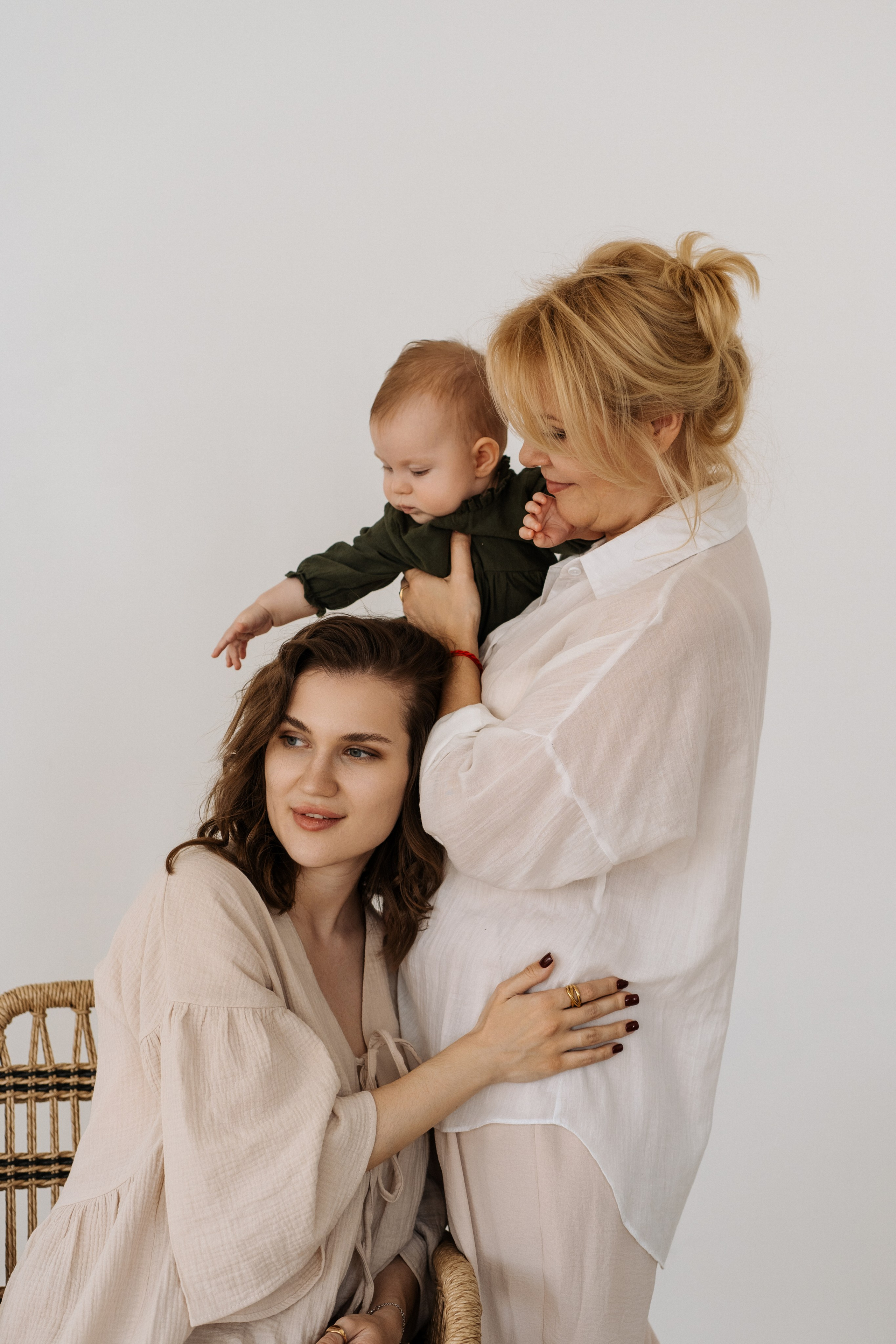 Семейная фотосессия в студии в Москве, семейный фотограф Анна Полушина. Свадебный фотограф в Москве Анна Полушина