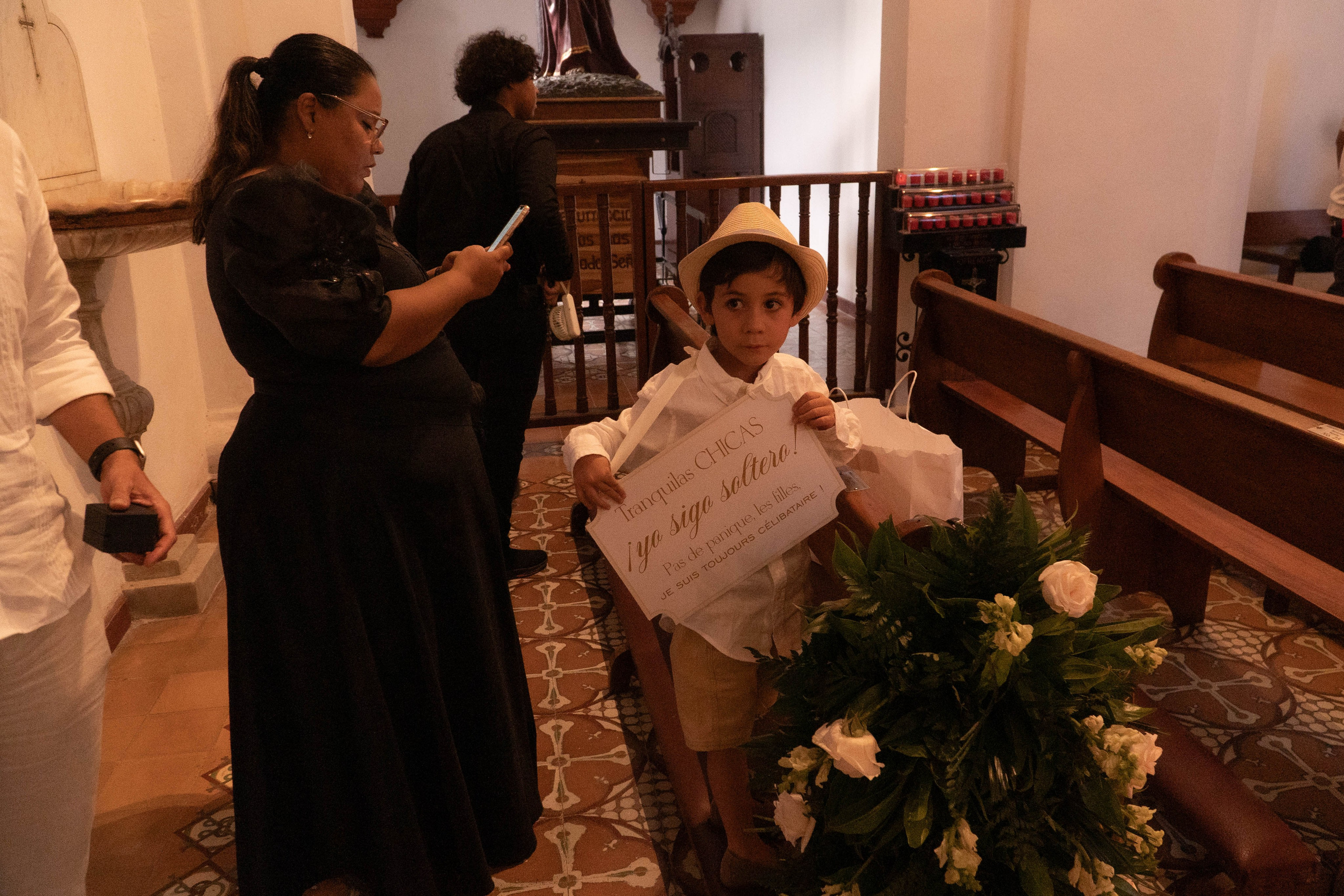 Catalina and Romain. Wedding Photographer in Barcelona and Medellin