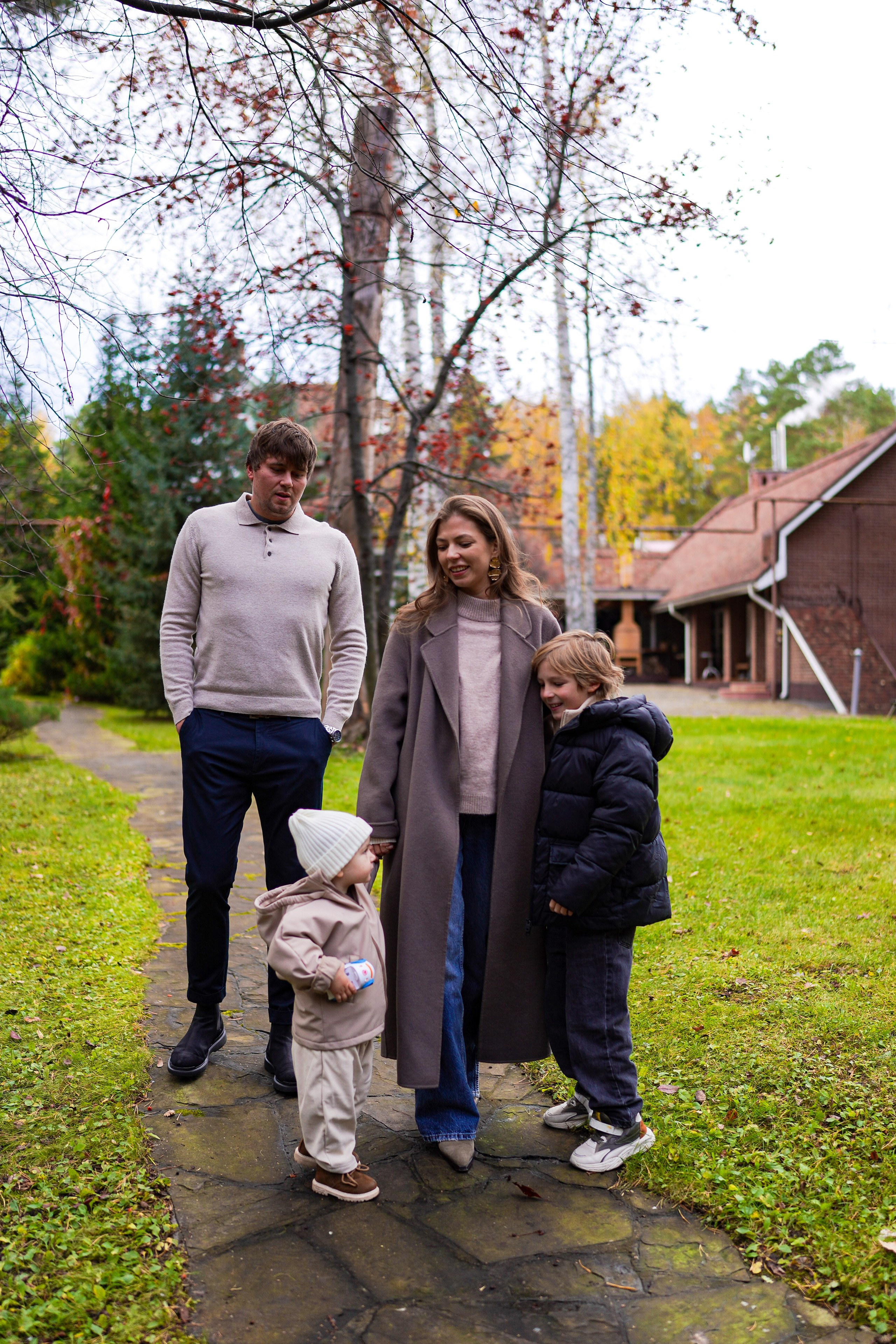 Смотреть серию. ЖЕНСКИЙ ФОТОГРАФ КРИСТИНА ВИГЕЛЬ