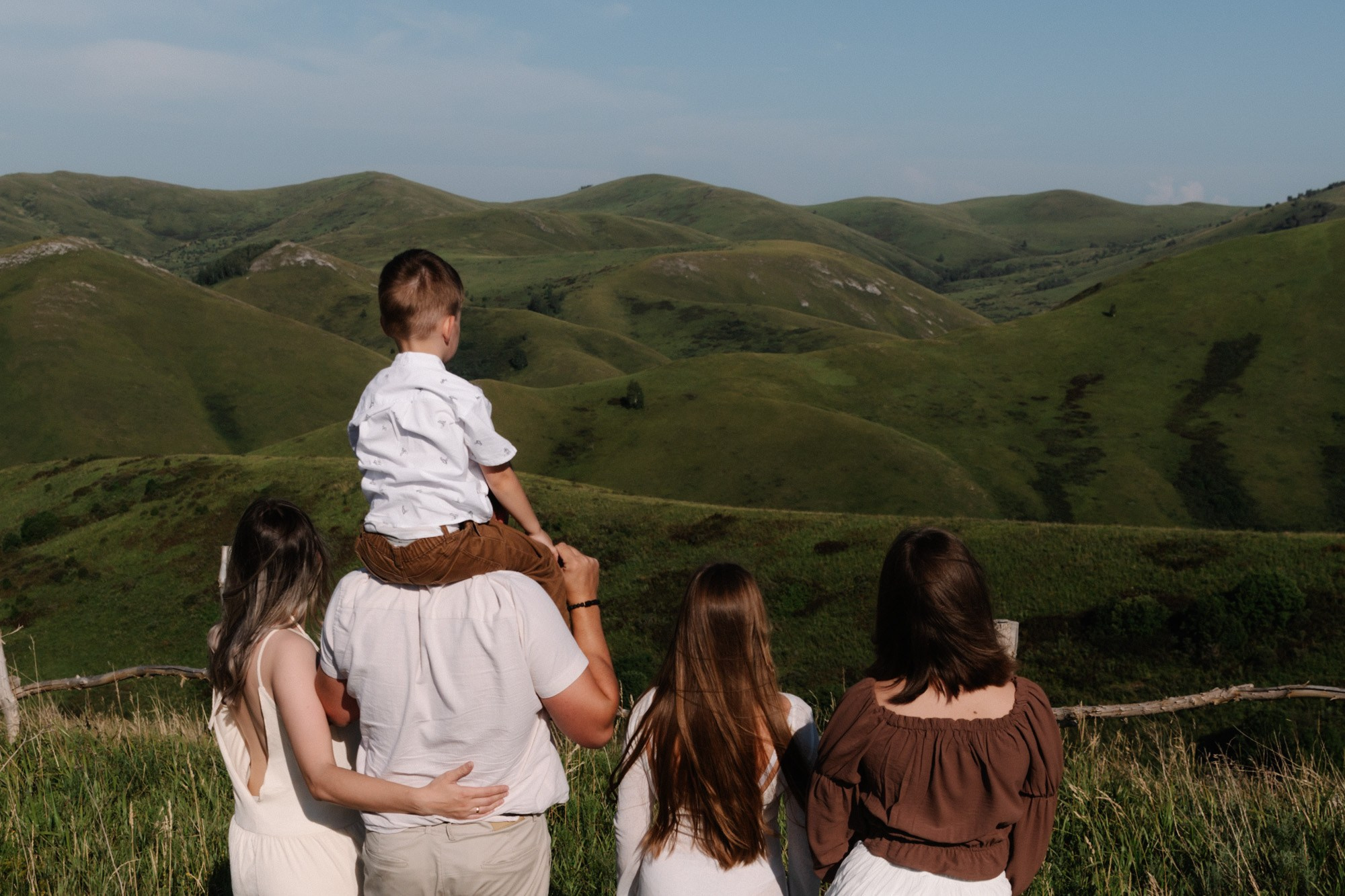Александр, Алёна, Арина, Алиса, Арсений. Фотограф Любовь Щербинина