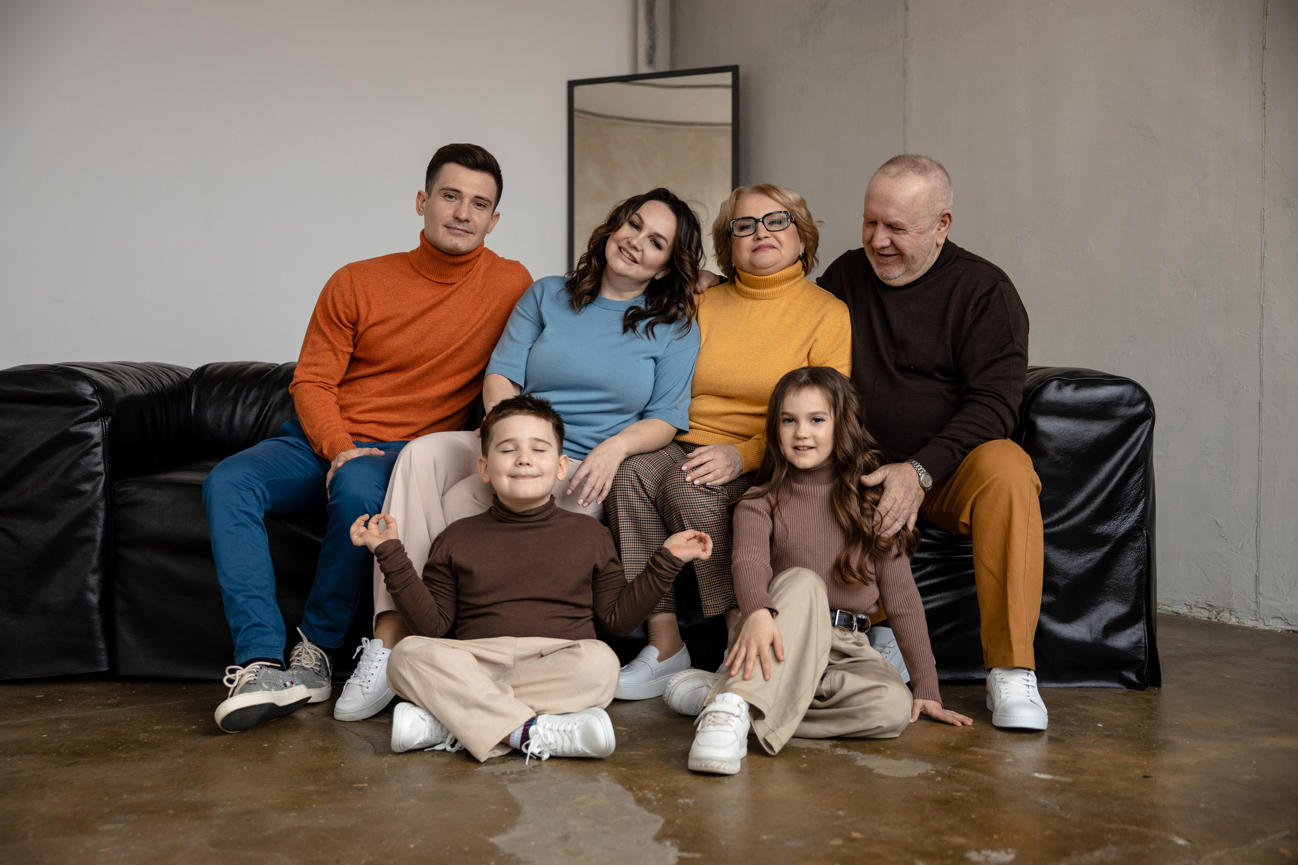 Ксюша с семьёй. Татьяна Мирзоян