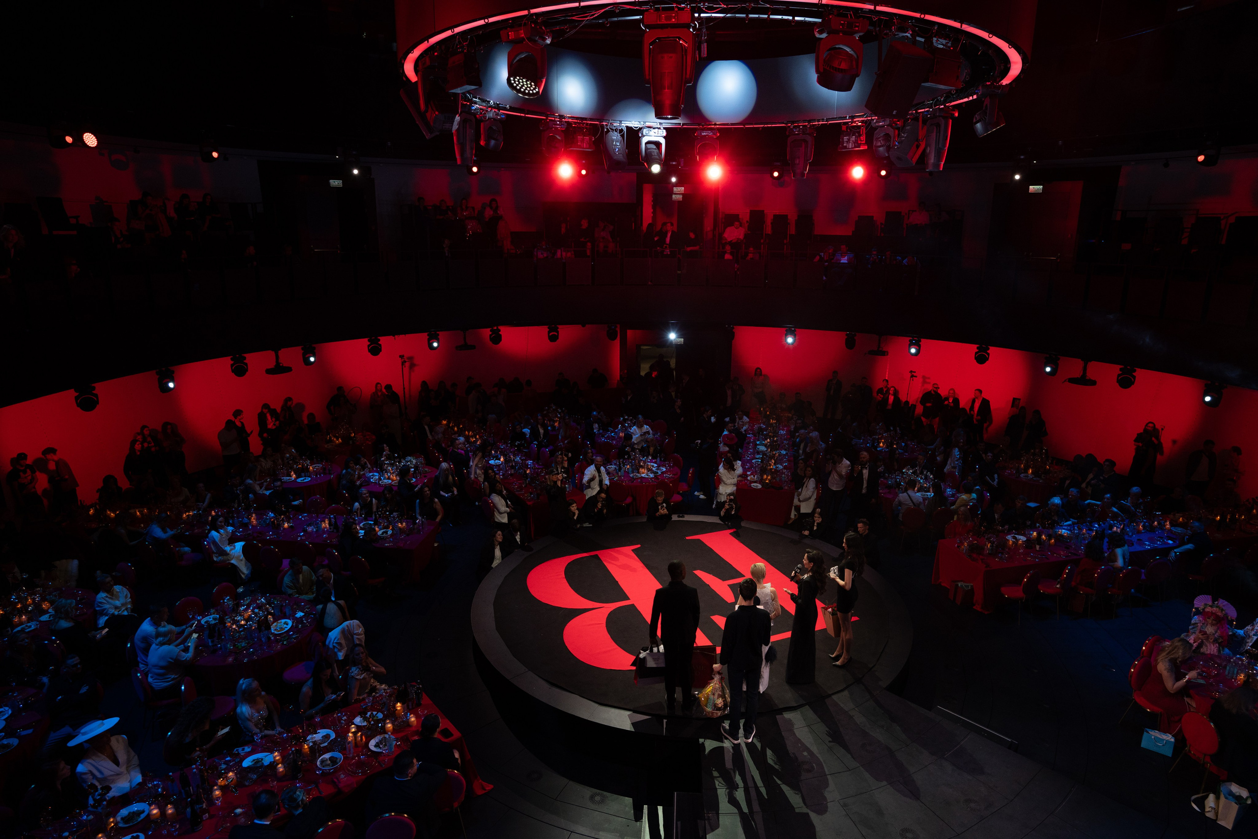 «Женщина года» по версии журнала FB / Москва, бизнес-центр «Матрёшка». Корпоративный, промышленный и имиджевый фотограф Максим Меш