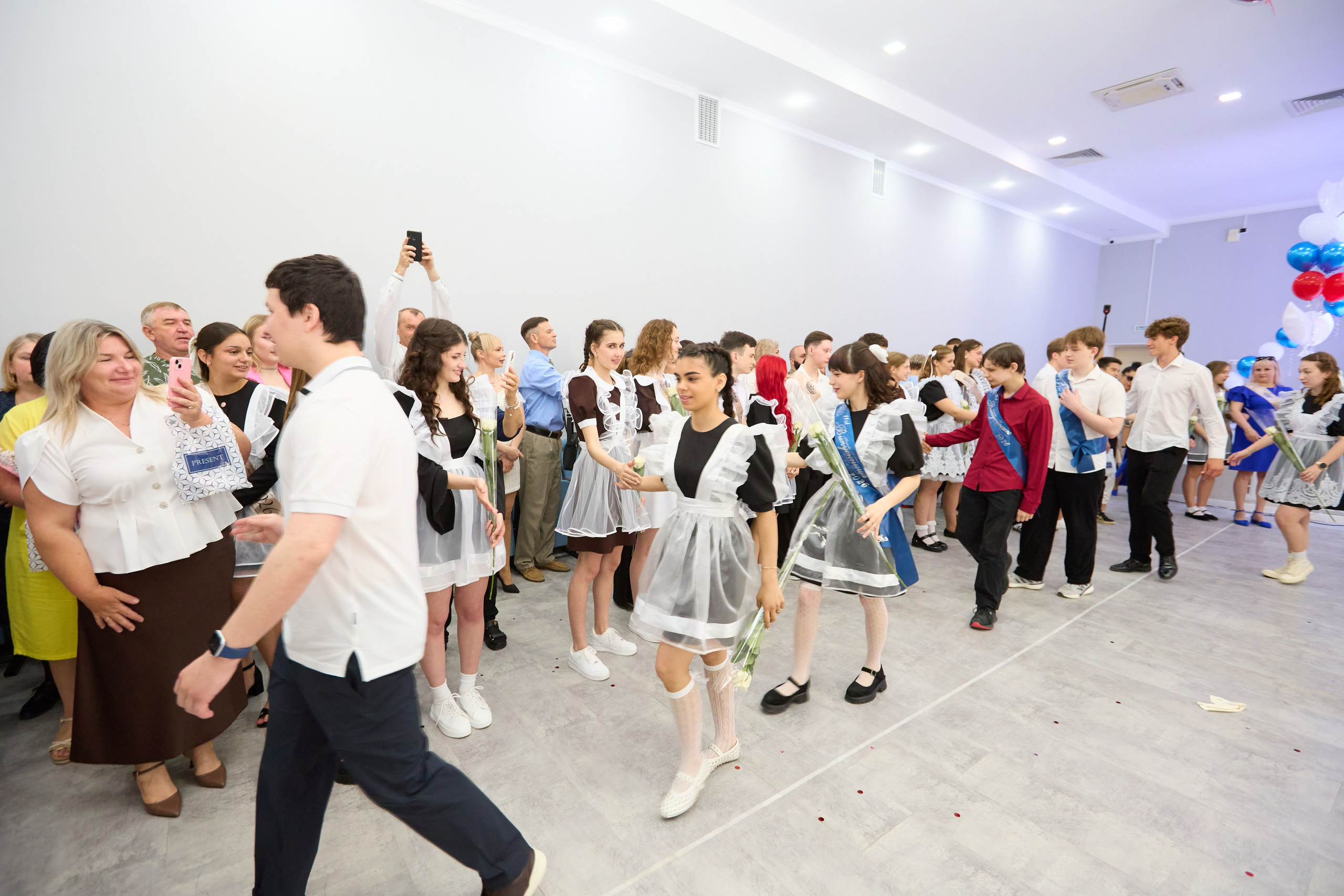 Последний звонок 6 шк 11А Саки. Фотограф в Крыму Светлана Викулова