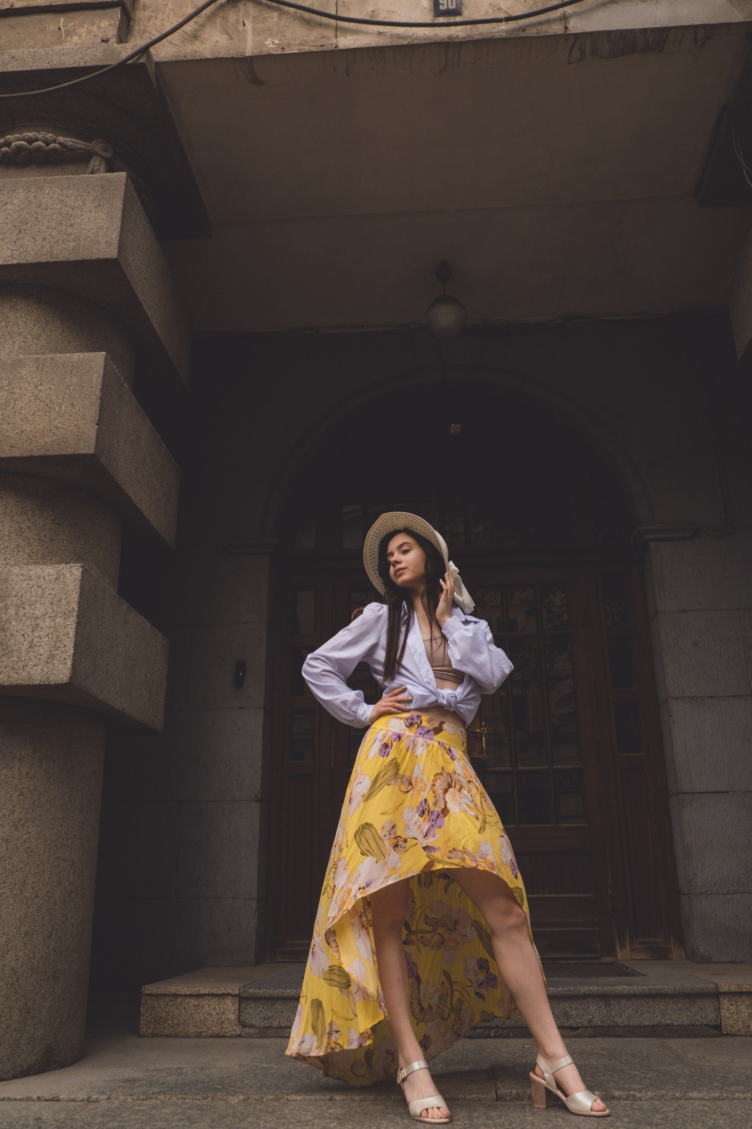 Карина. На трамвае по городу. Дмитрий Пропадалин, Нейрофотография