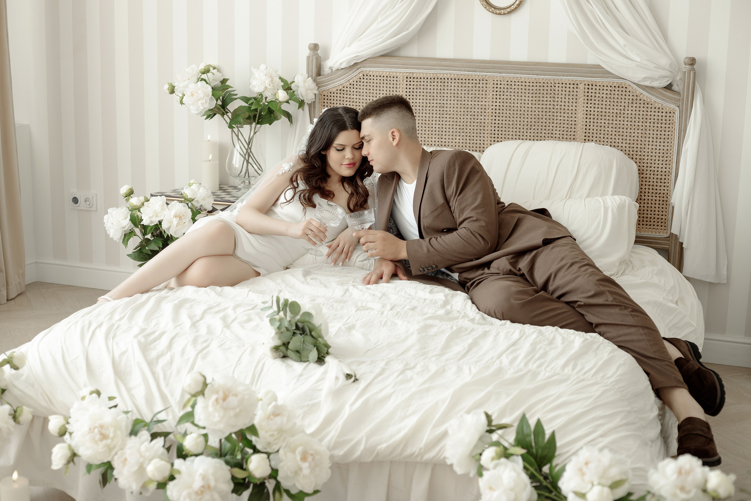 Артем & Влада. Свадебный фотограф в Астрахани. Фототуры по Астрахани и в горы Кавказа