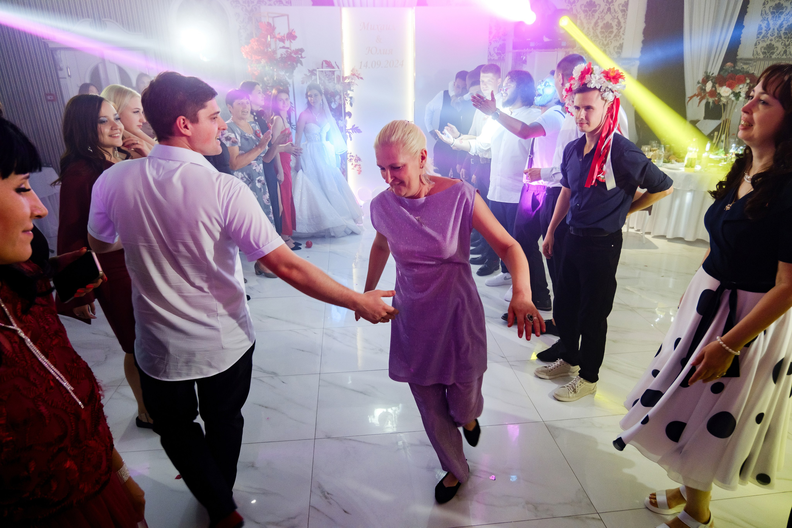 Михаил и Юлия. Свадебный фотограф | репортаж | праздники | крещение