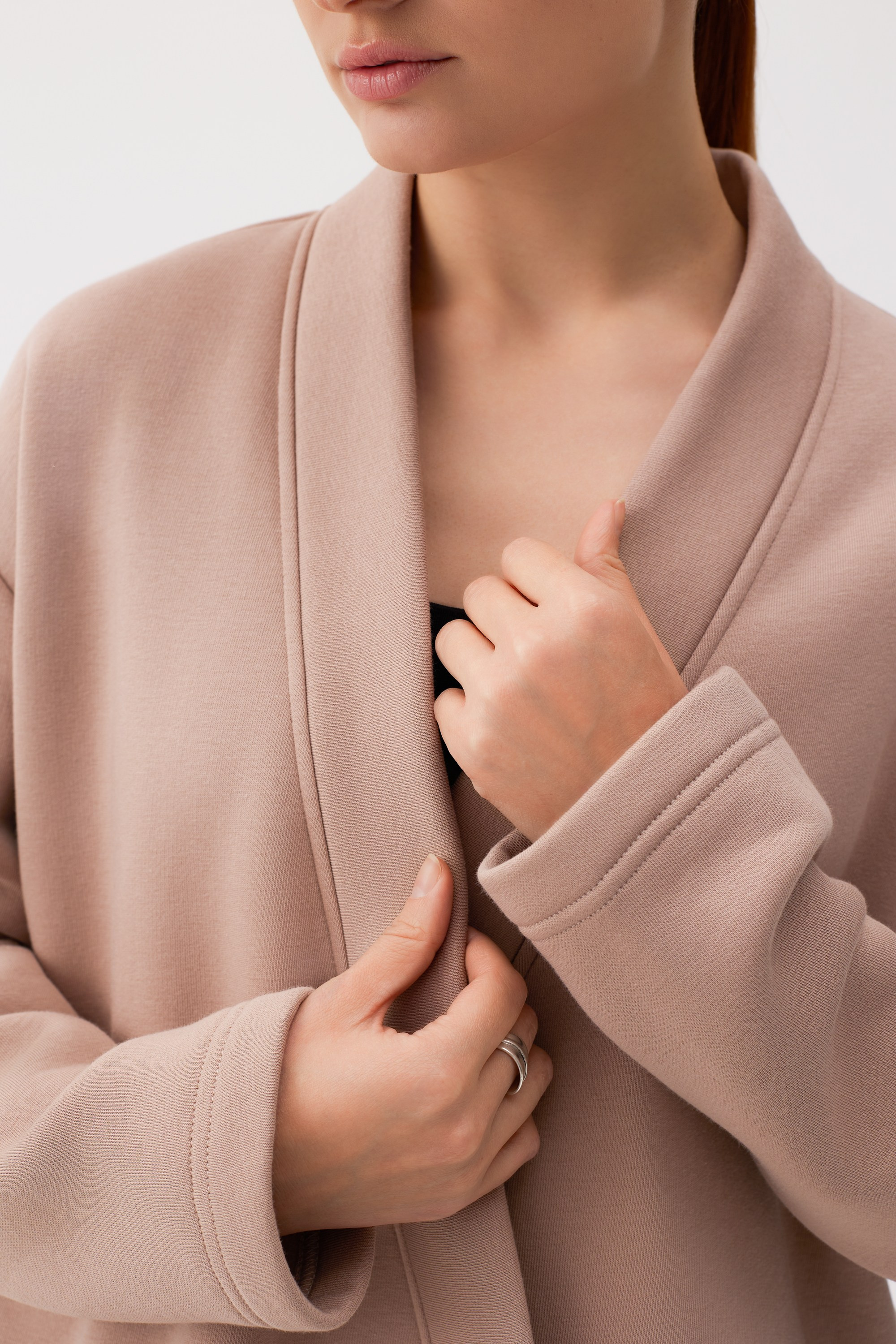 Фотограф в Москве Калагина Светлана - съемка каталога женского костюма в профессиональной студии на циклораме для Ozon, Wildberries