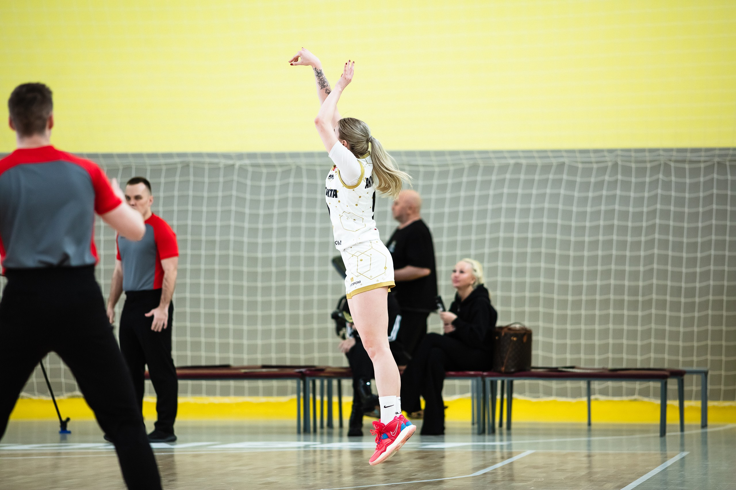 ЧГУ-Атланта — Енисей. Фотография