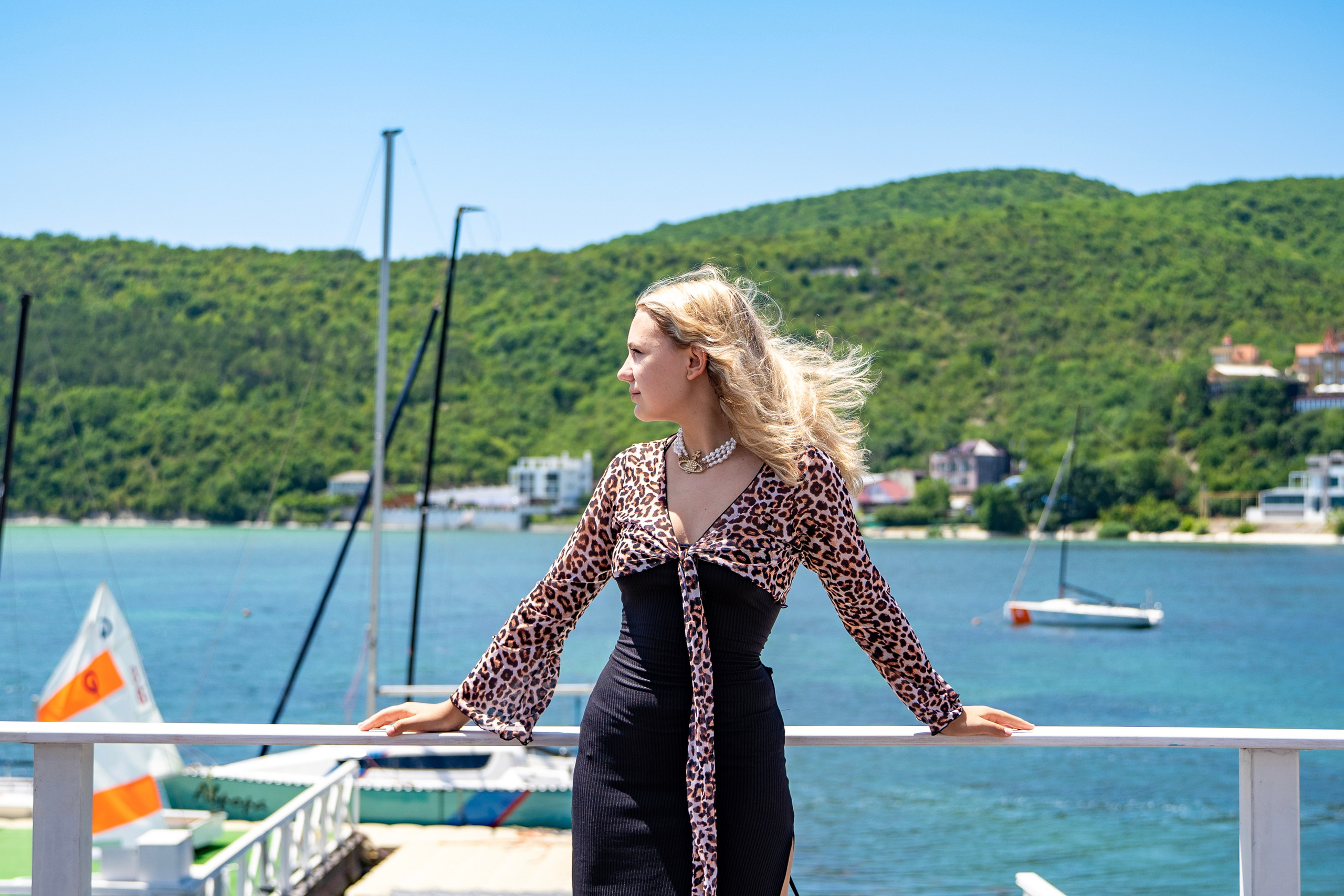 Фотосессия в Абрау-Дюрсо летом. Семейный и детский фотограф Екатерина Черняева. Снимаю портреты, love story, фотопрогулки, работаю на улице, в кафе, студии, дома у клиента