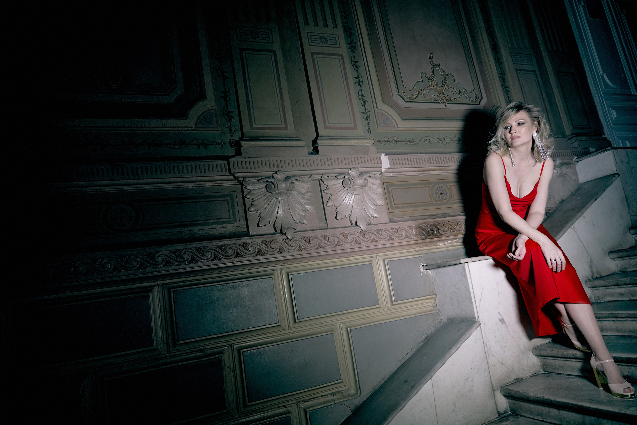 ELENA. Yulia Otroschenko