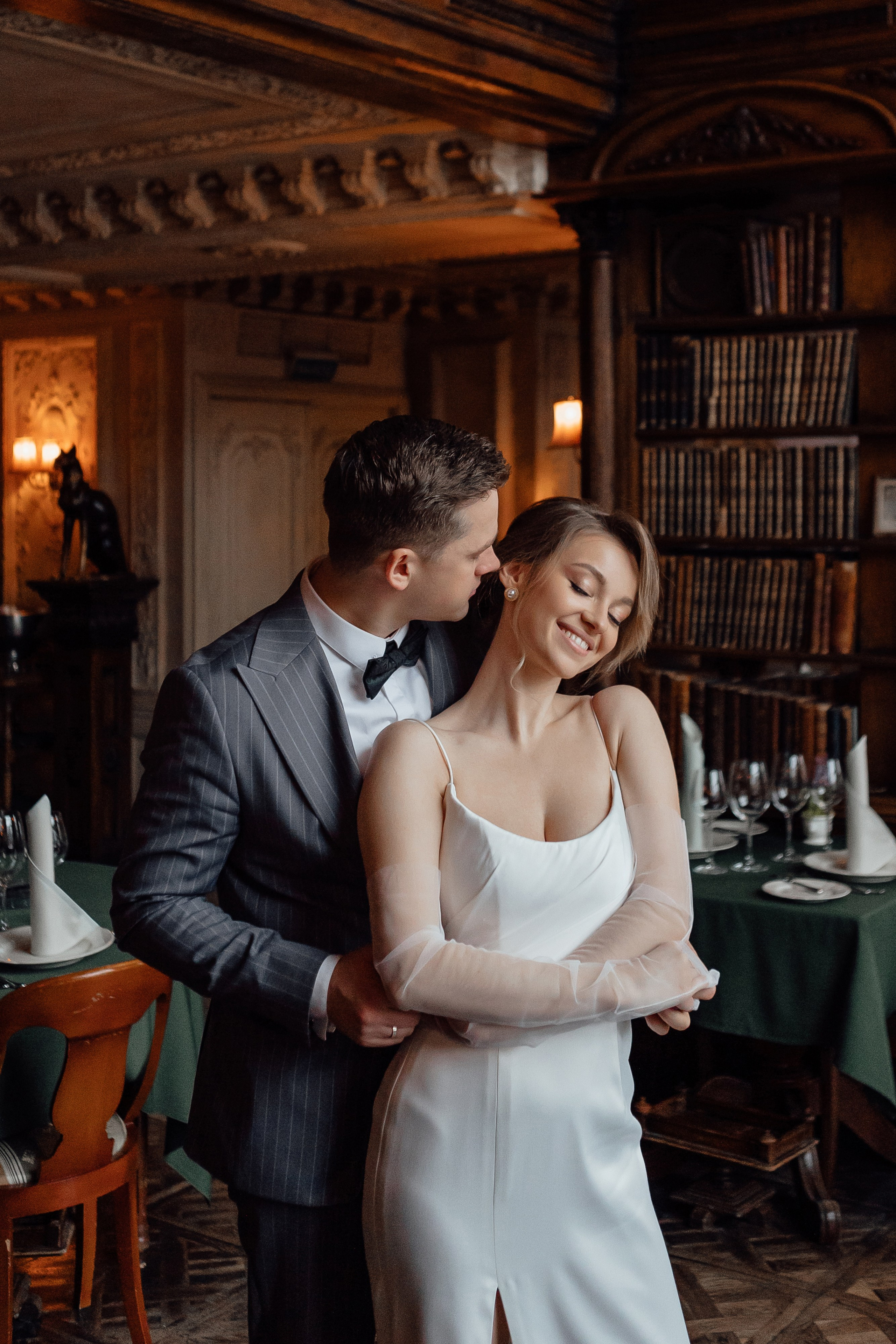 Свадебная фотосессия в кафе Пушкин