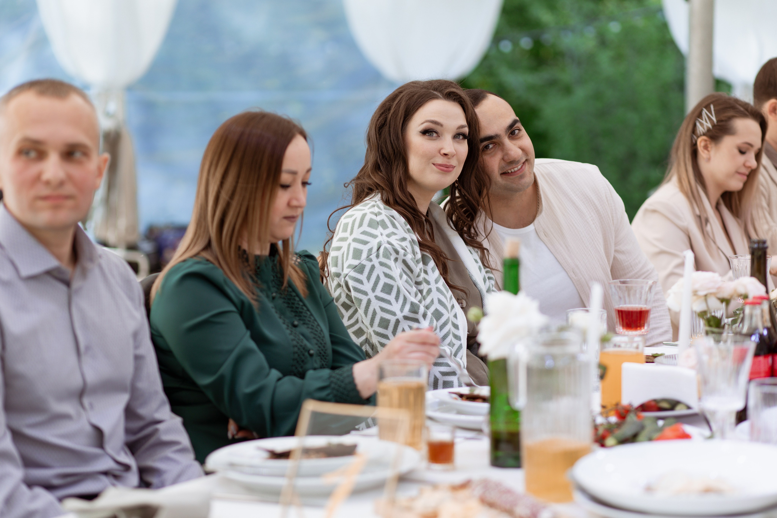 Уютная свадьба за городом в кругу самых близких. Свадебный фотограф Елена Рубцова