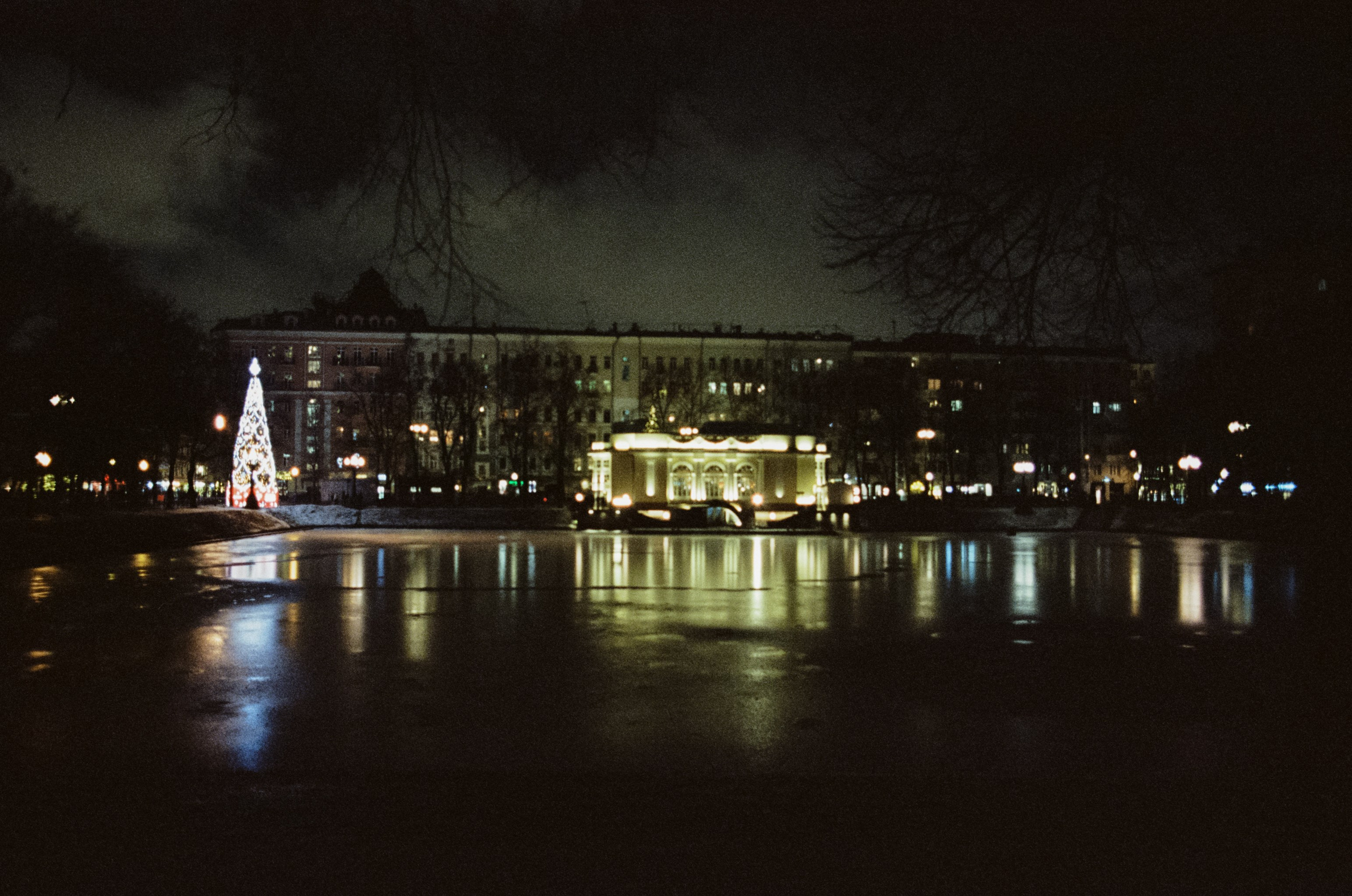 Minolta MC W.Rokkor-X 28mm f2.0 примеры фотографий