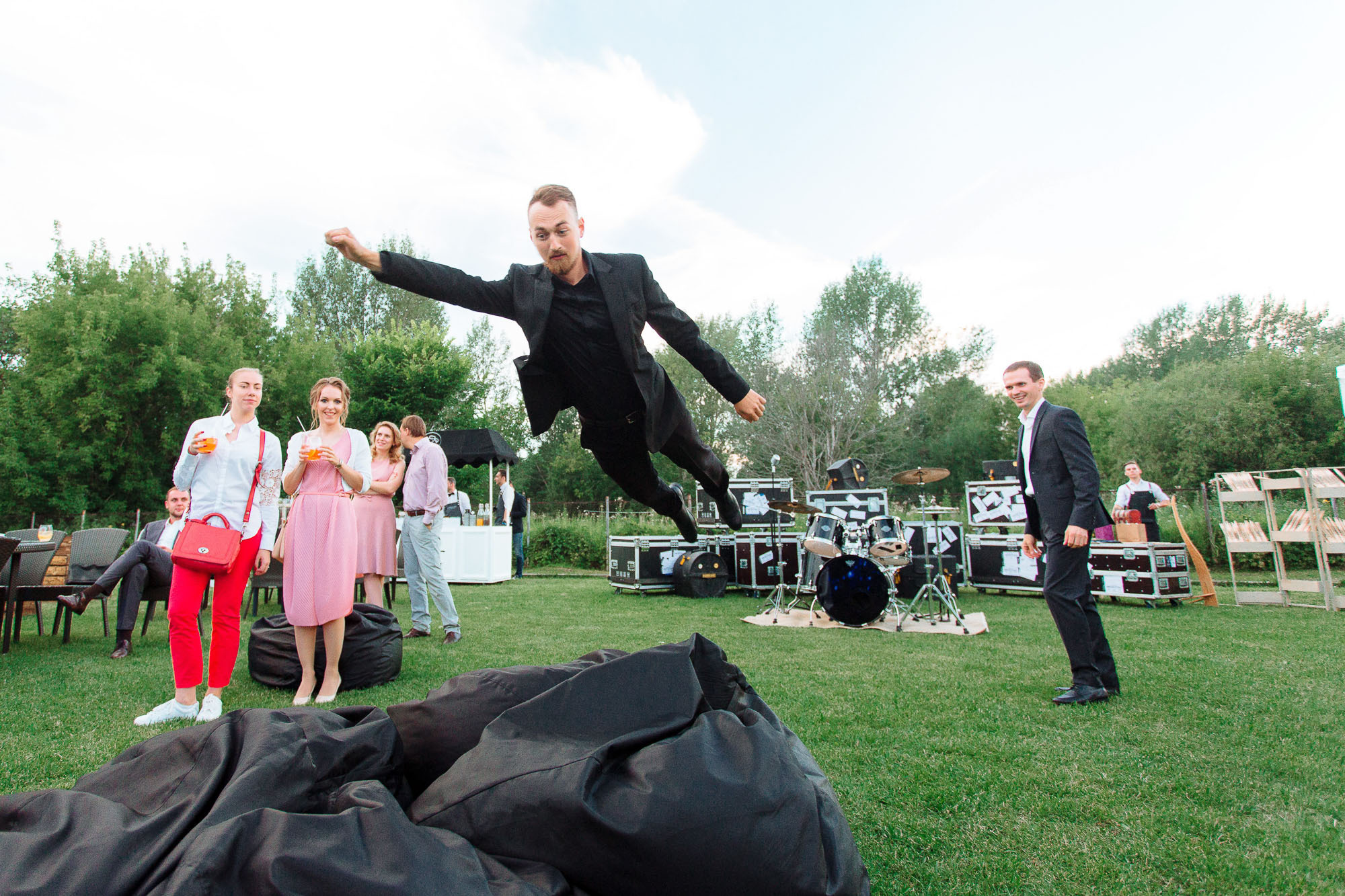 Артем + Юля. Вова Петров