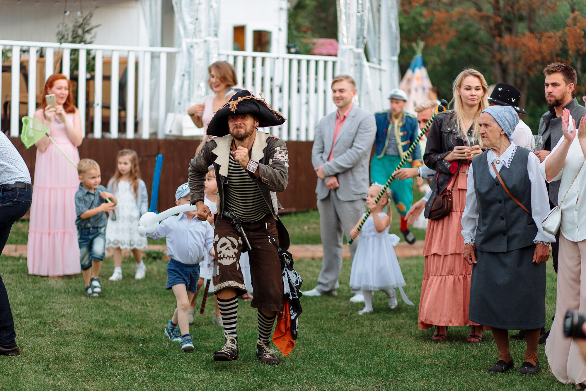 Артем + Юля. Вова Петров