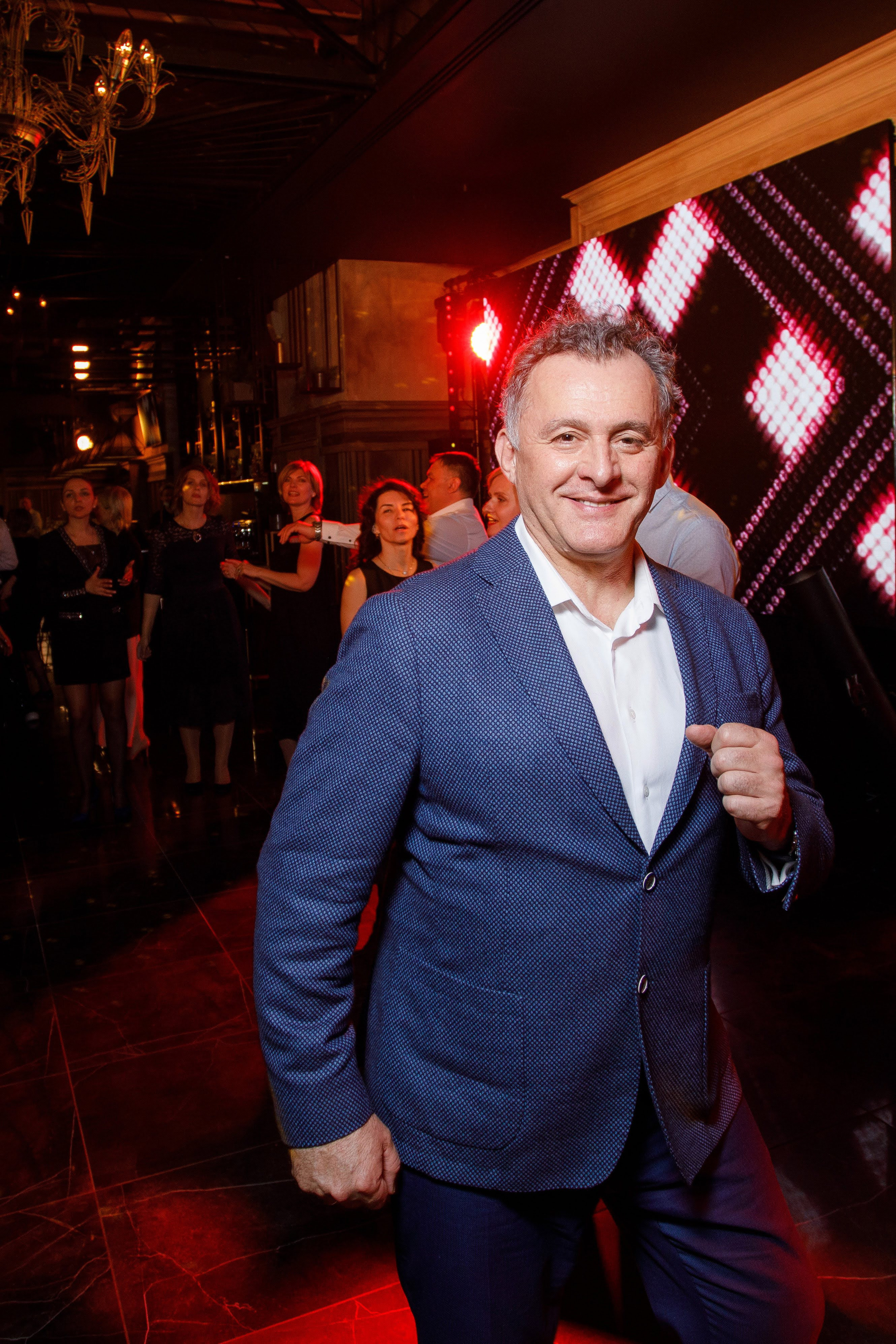 Юбилей Анатолия (55 лет). Вова Петров