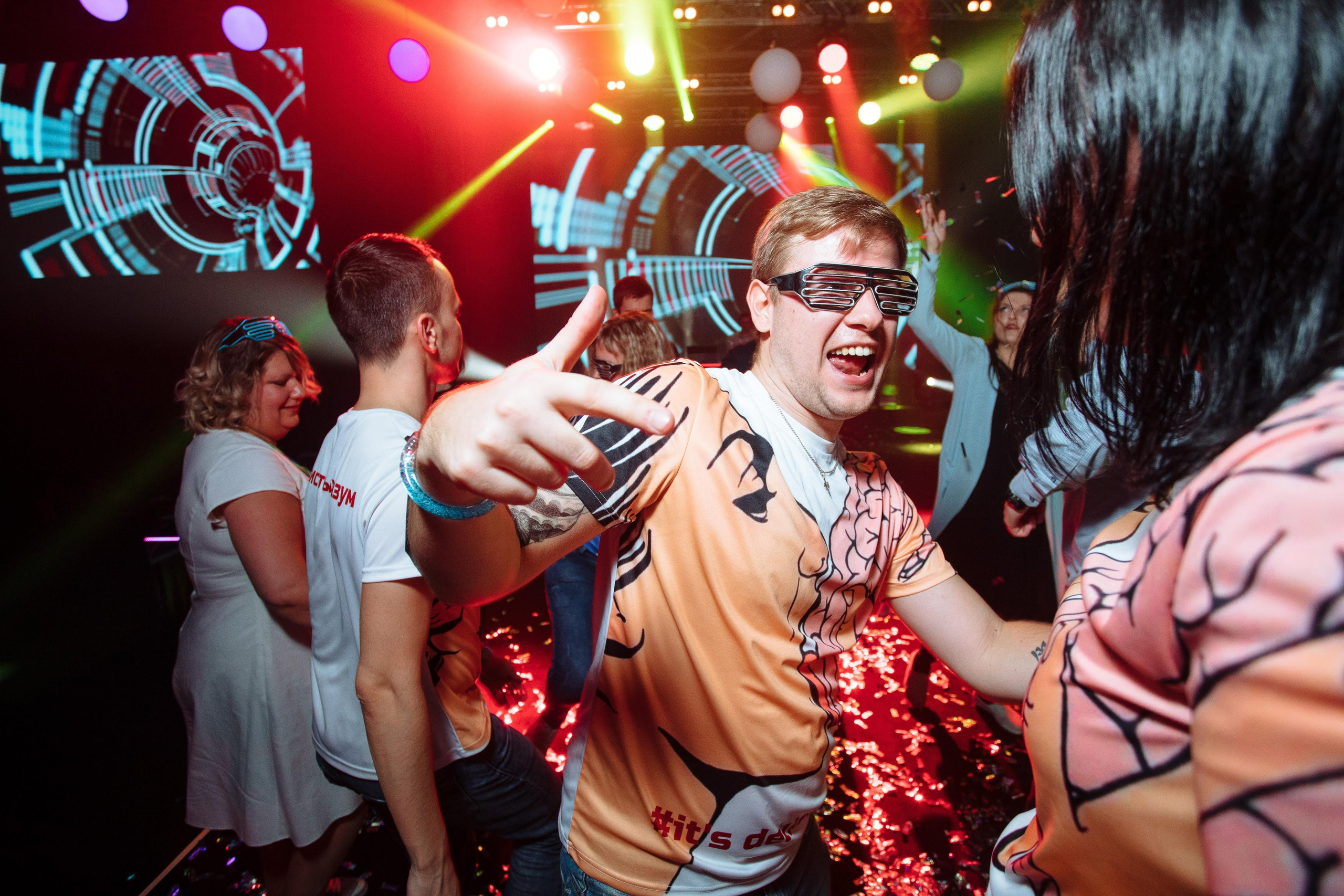 Корпоратив JET. Вова Петров