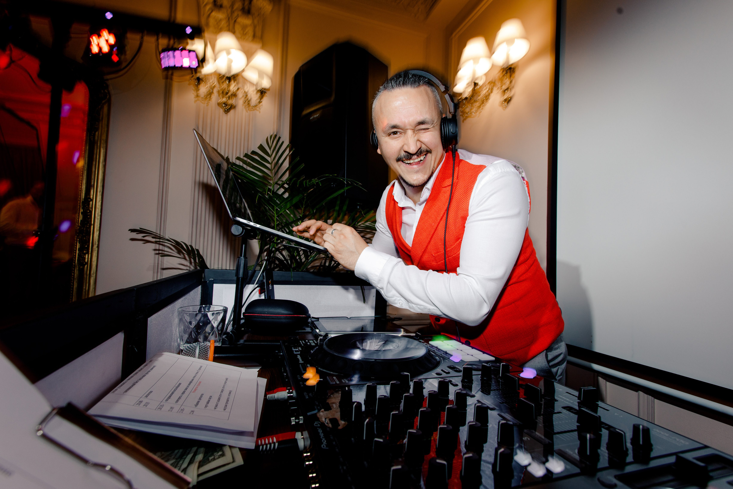 Юбилей Екатерины (30 лет). Вова Петров