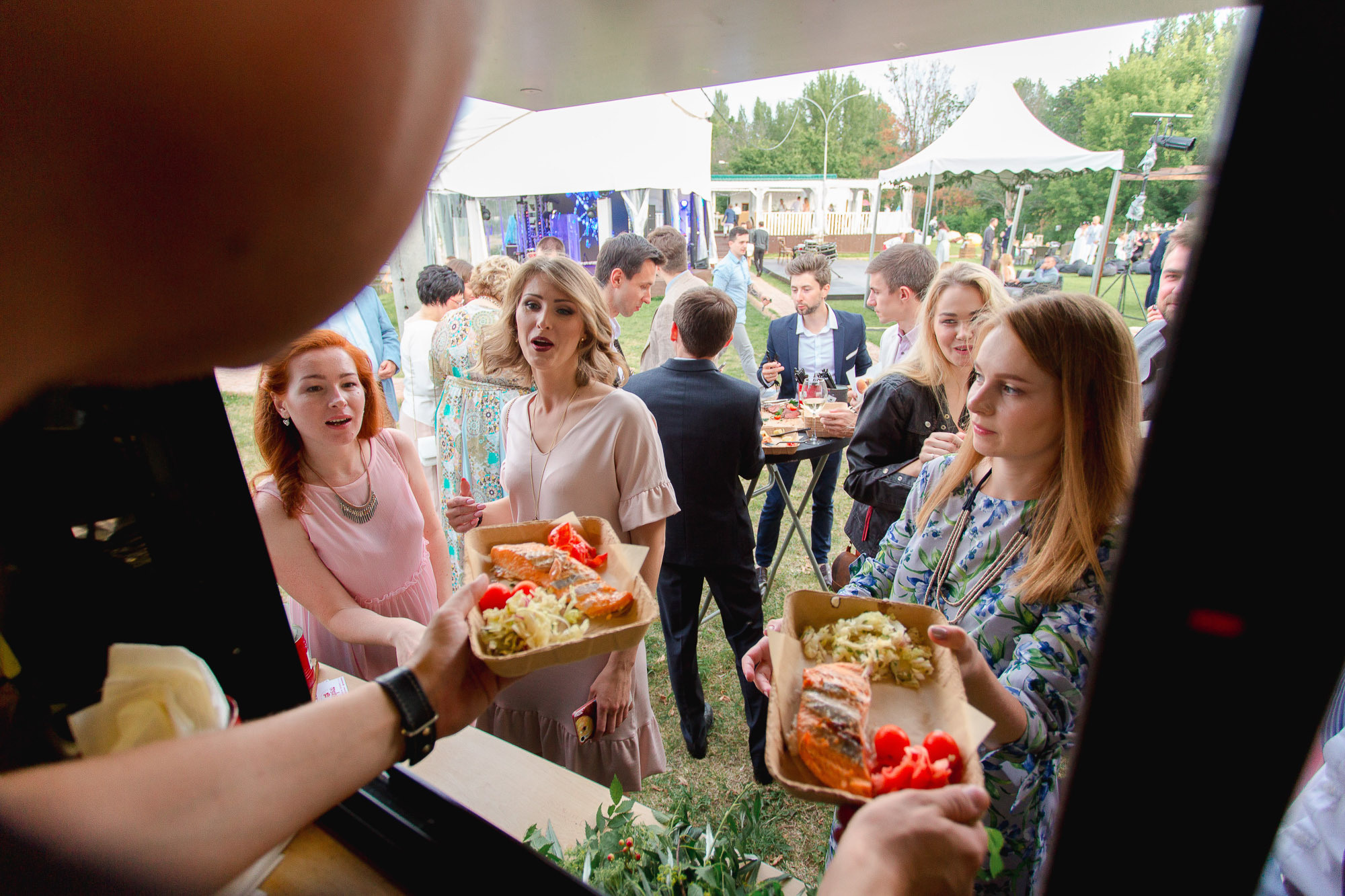 Артем + Юля. Вова Петров