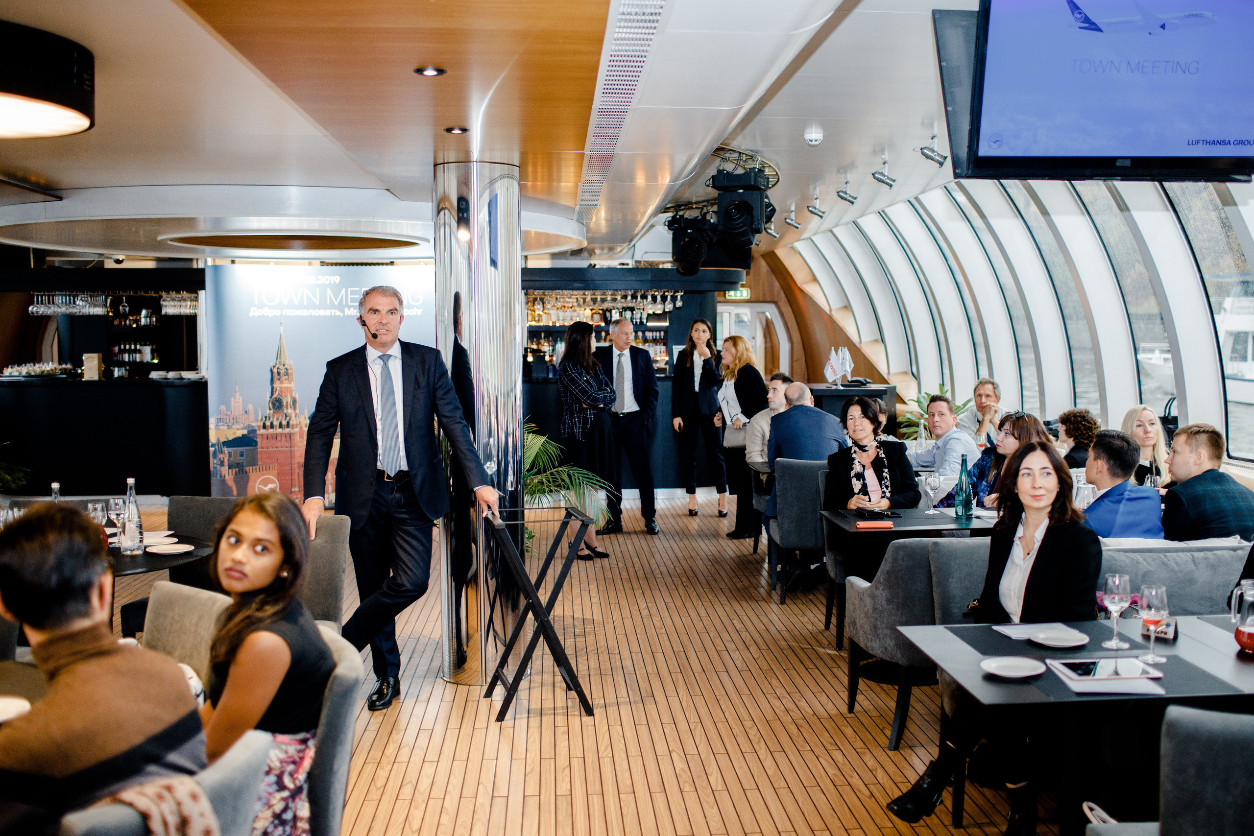 Корпоратив Lufthansa. Вова Петров