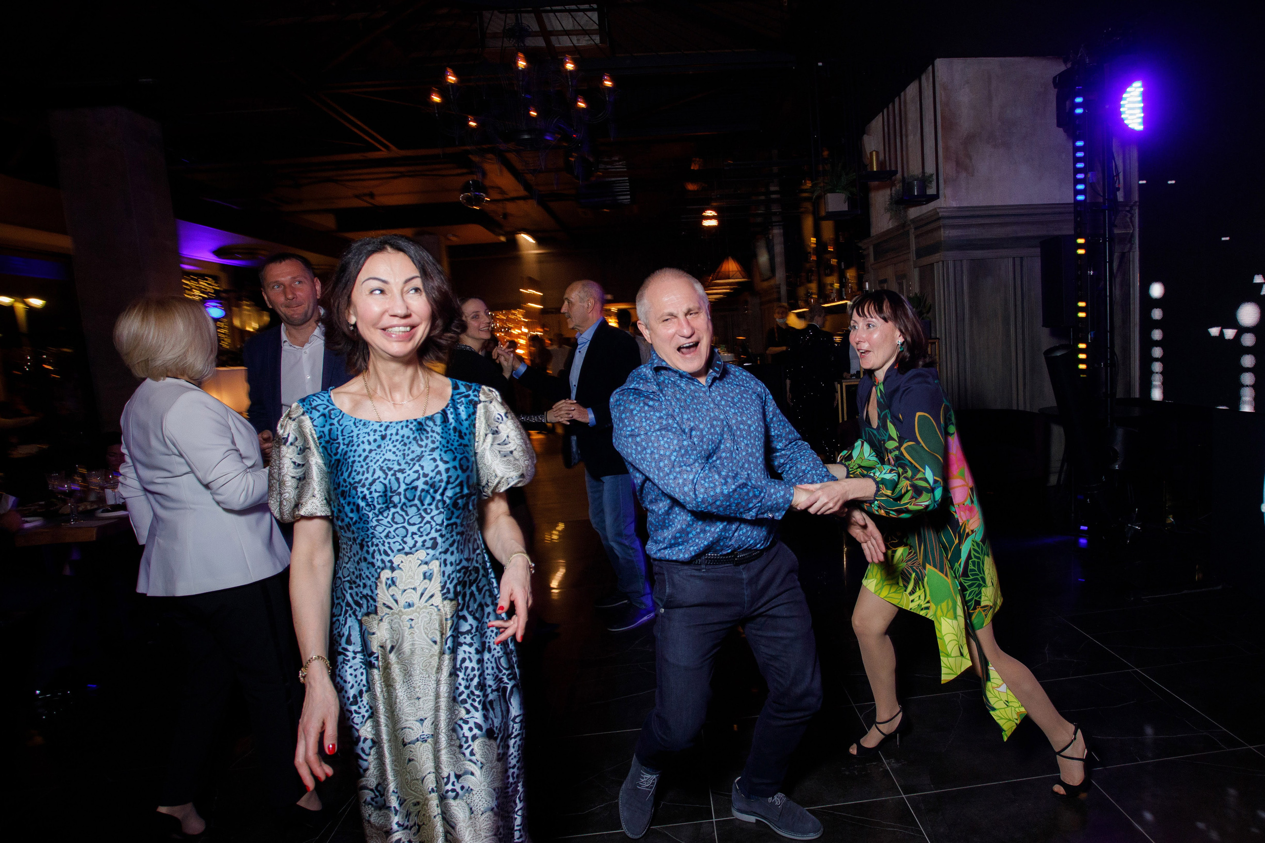 Юбилей Анатолия (55 лет). Вова Петров