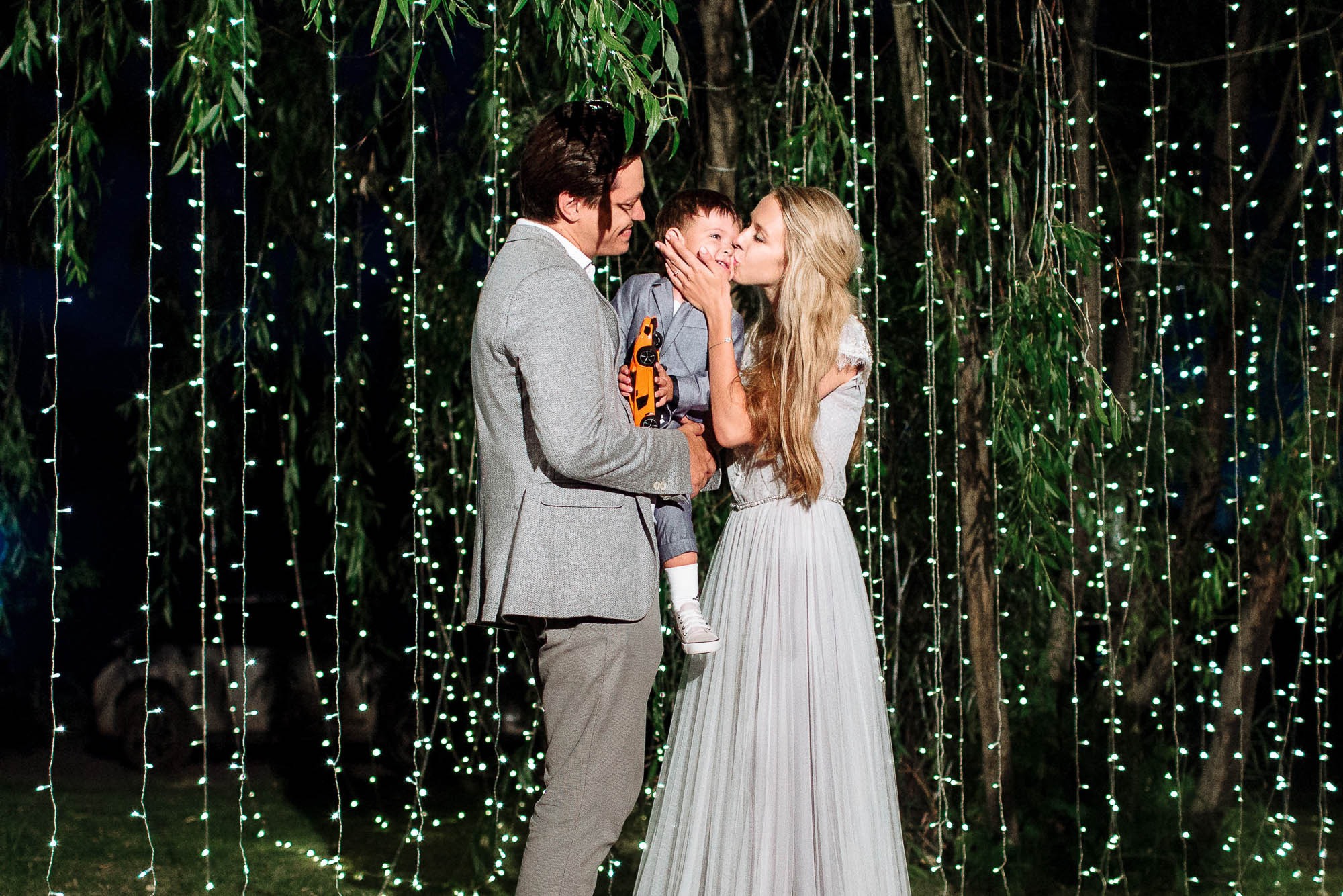 Артем + Юля. Вова Петров