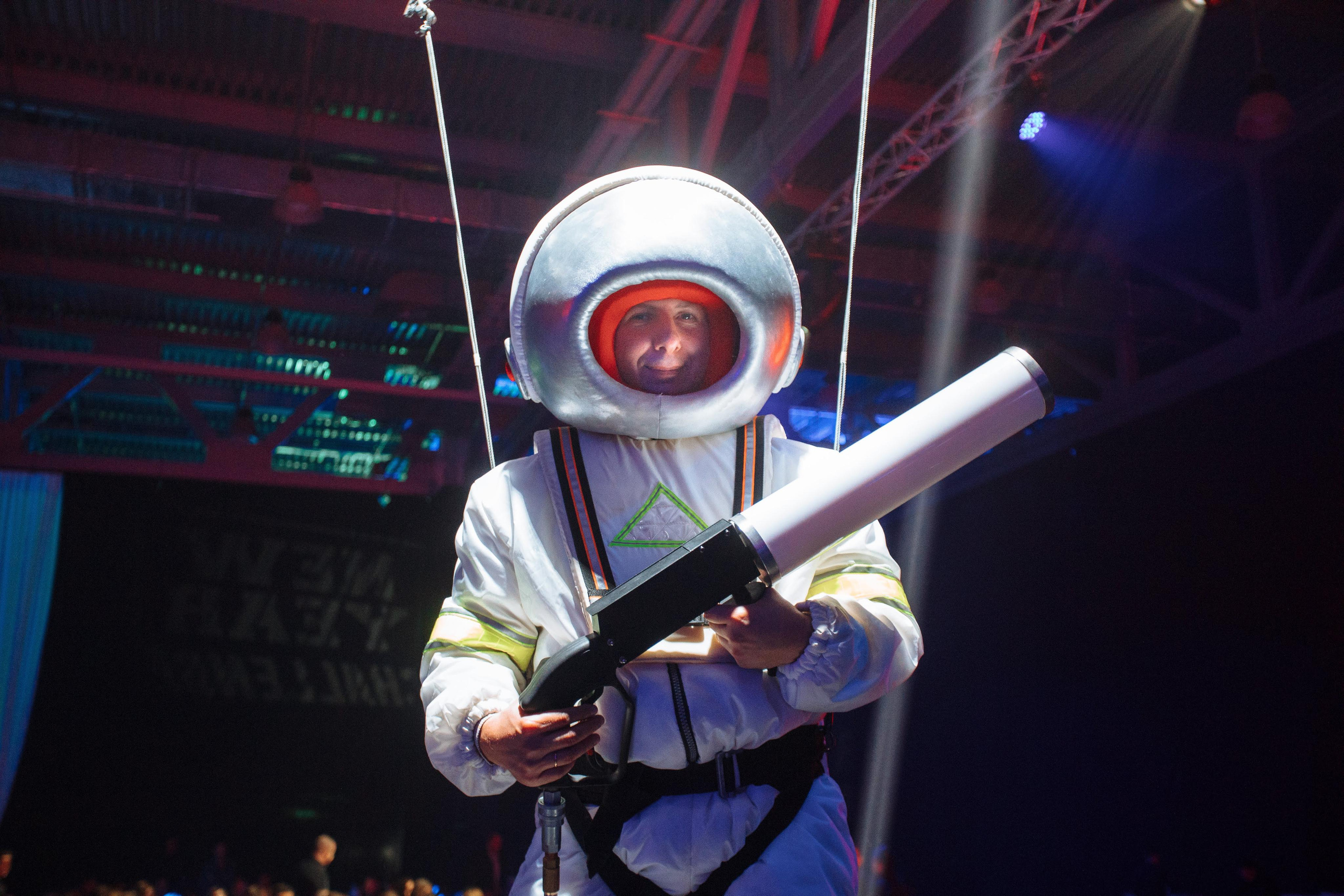 Корпоратив JET. Вова Петров