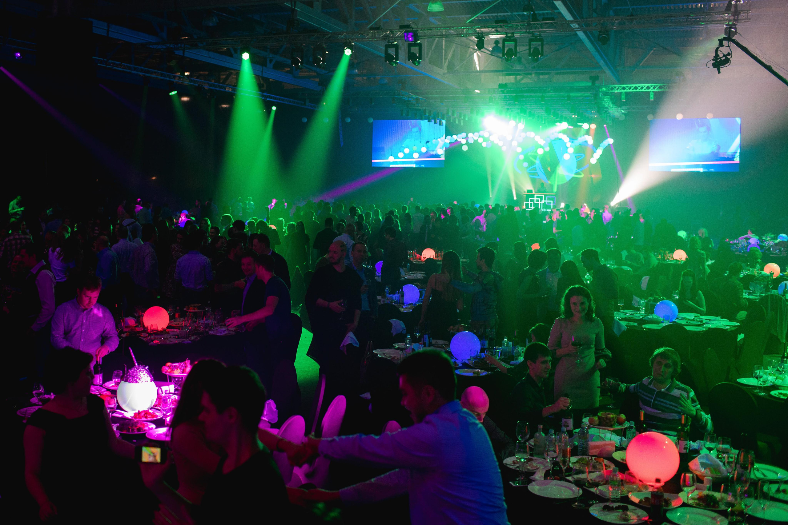 Корпоратив JET. Вова Петров