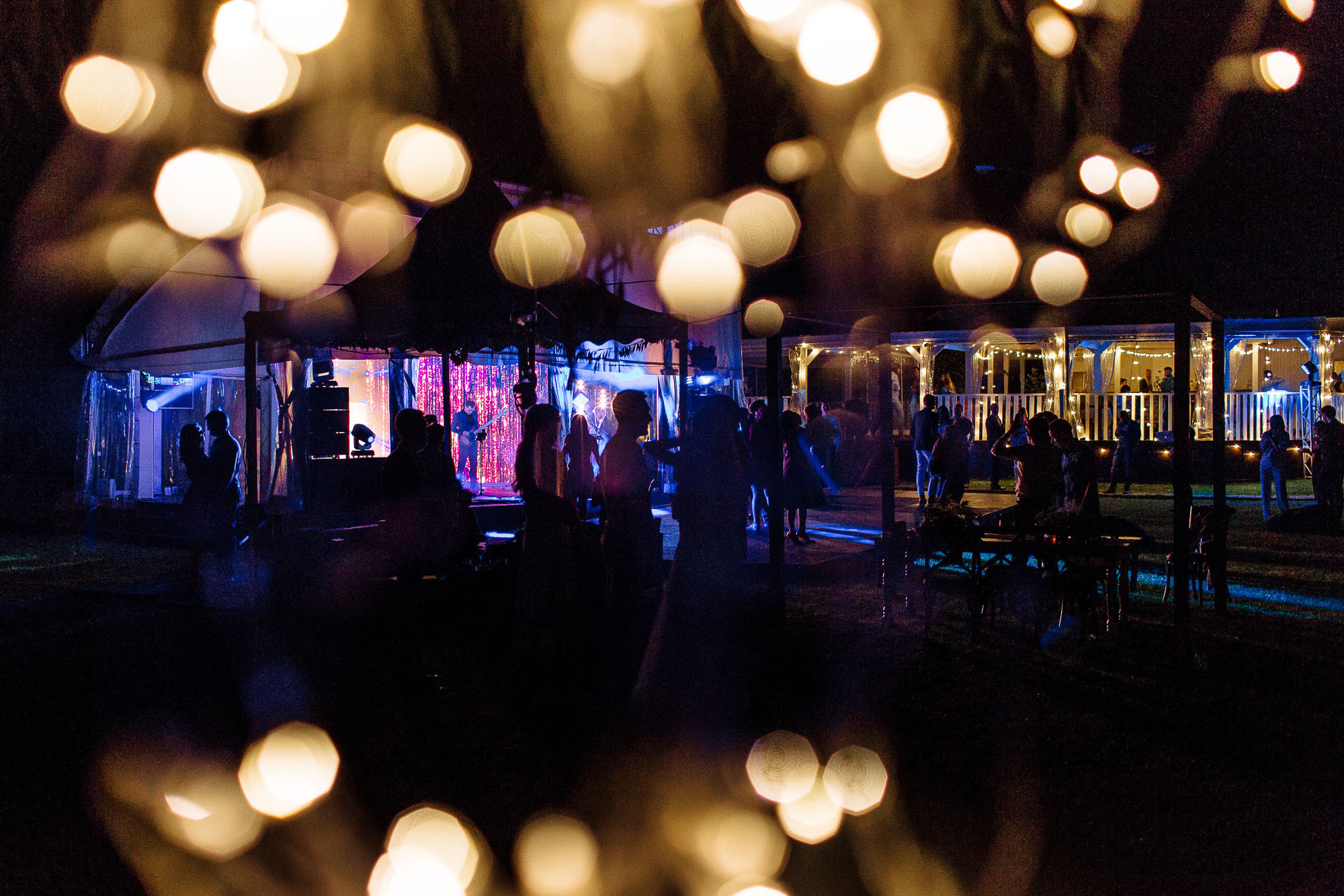 Артем + Юля. Вова Петров