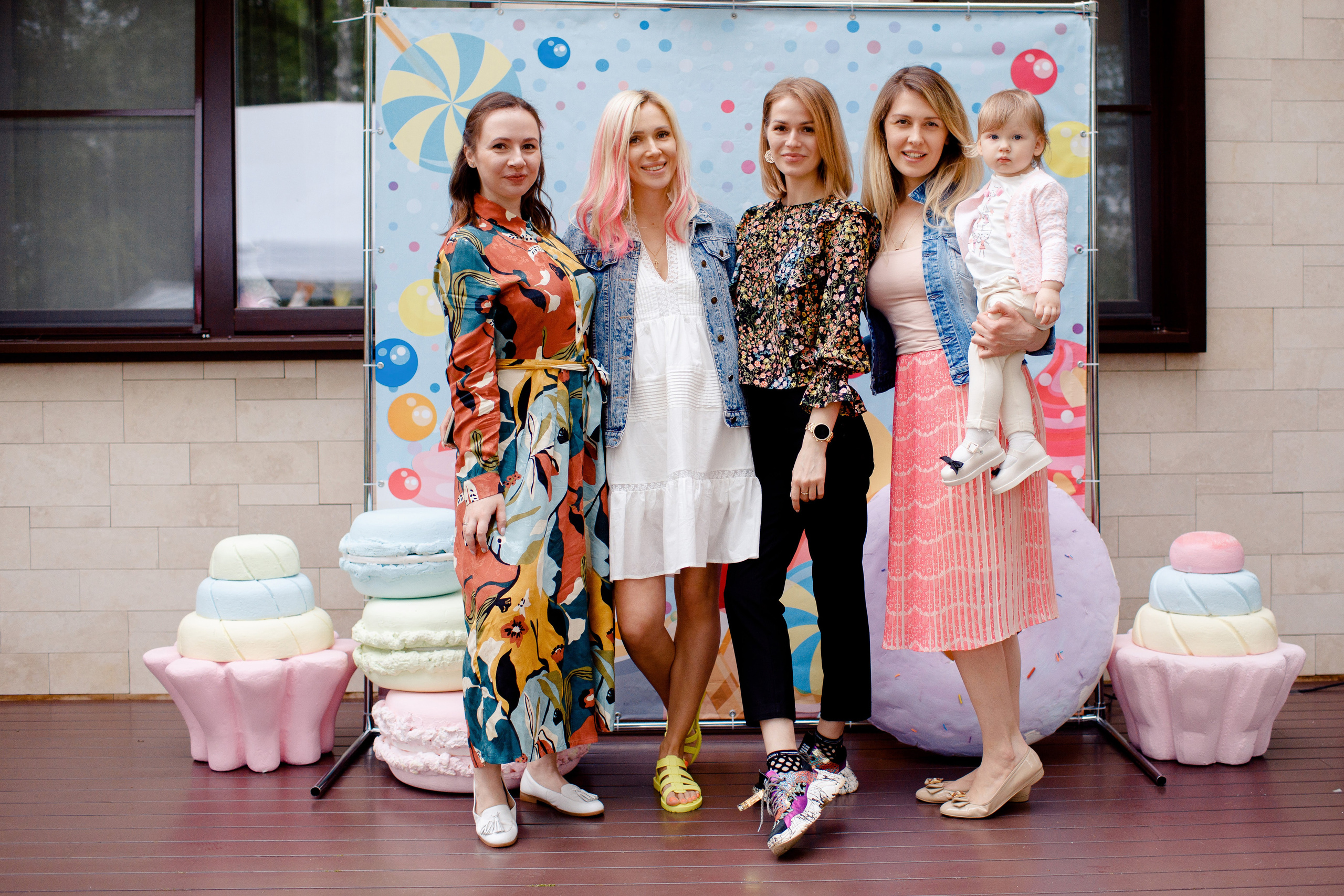 День рождения Устиньи (3 года). Вова Петров